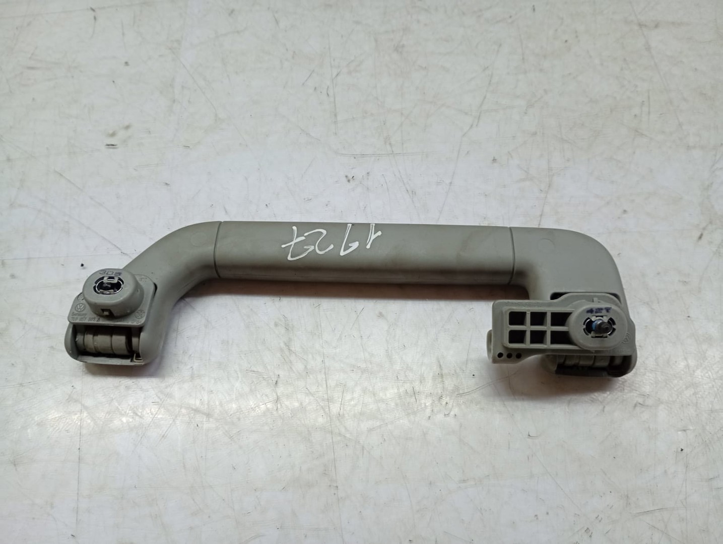 Maner plafon 7l0857607a Volkswagen Touareg 1 (7L) (2002 - 2007)