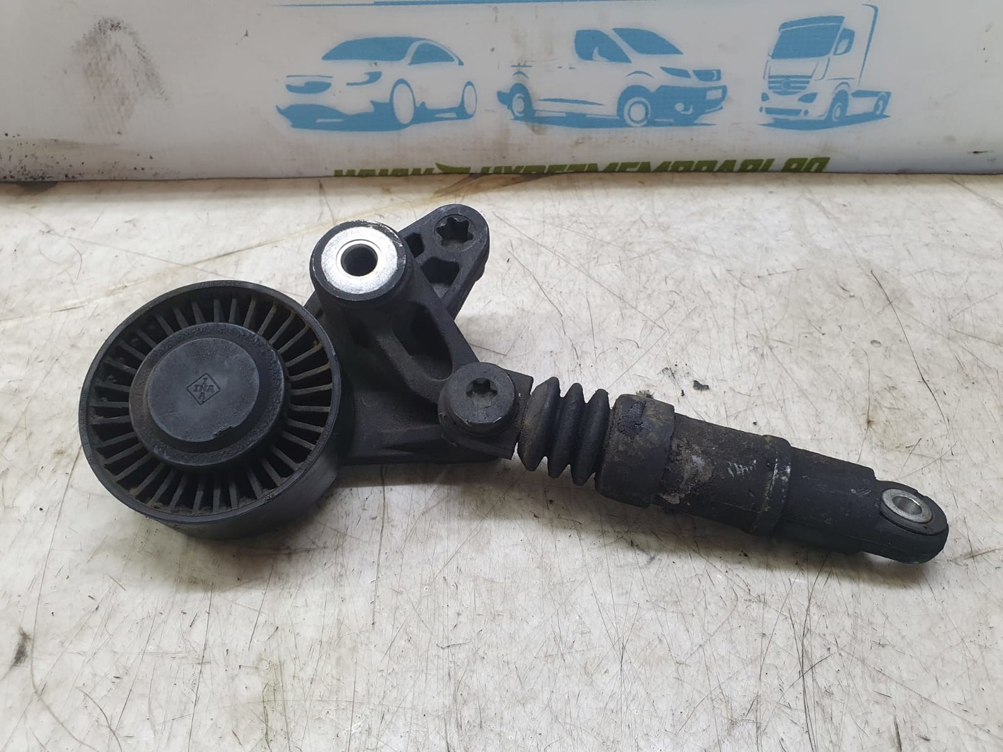 Rola intinzatoare 059145201f Volkswagen Touareg 1 (7L) (2002 - 2007)