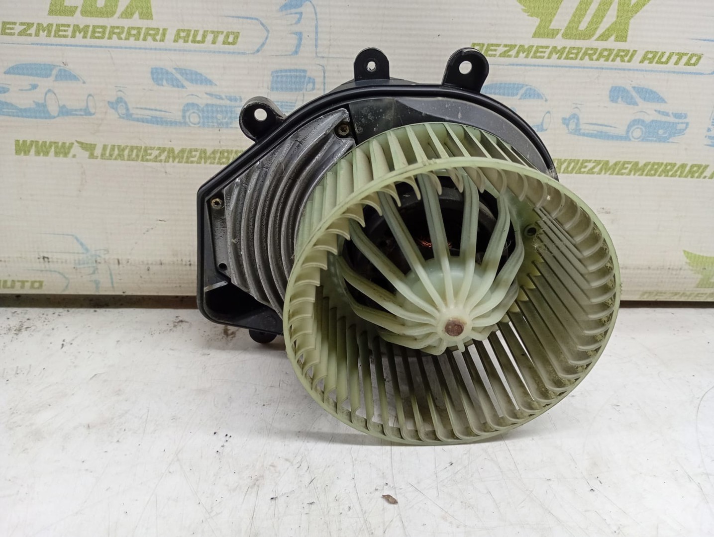Motoras aeroterma 8D1820021 Volkswagen Passat B5.5 (facelift) (2000 - 2005)