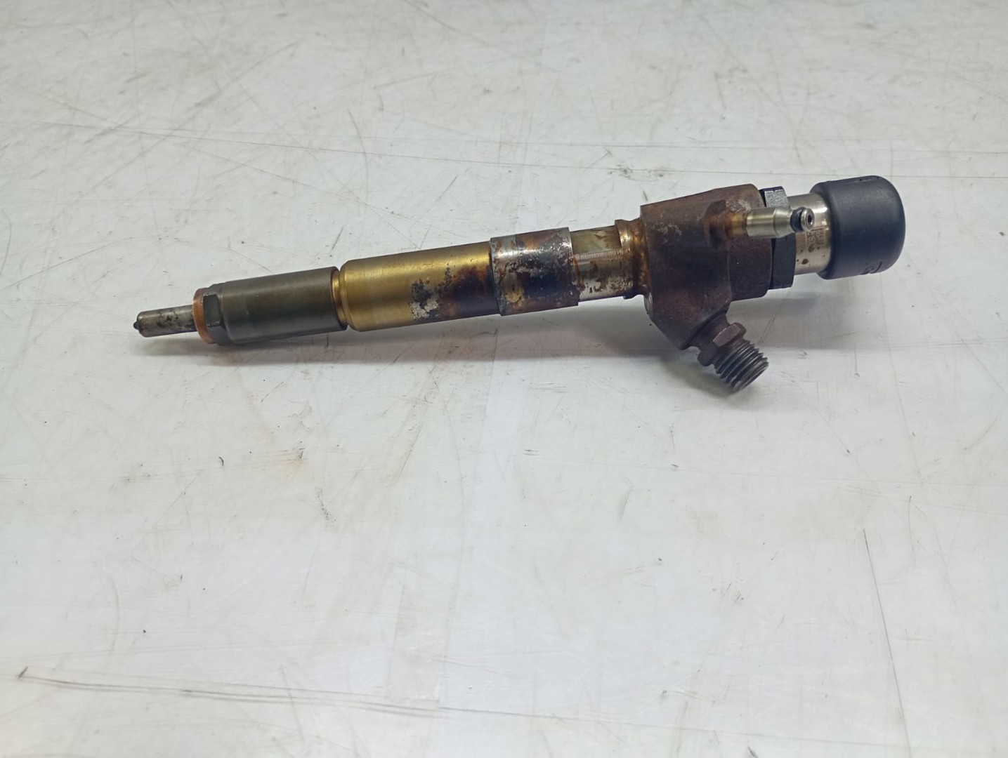 Injector h8201100113 Dacia Duster 1 (facelift) (2013 - 2017)