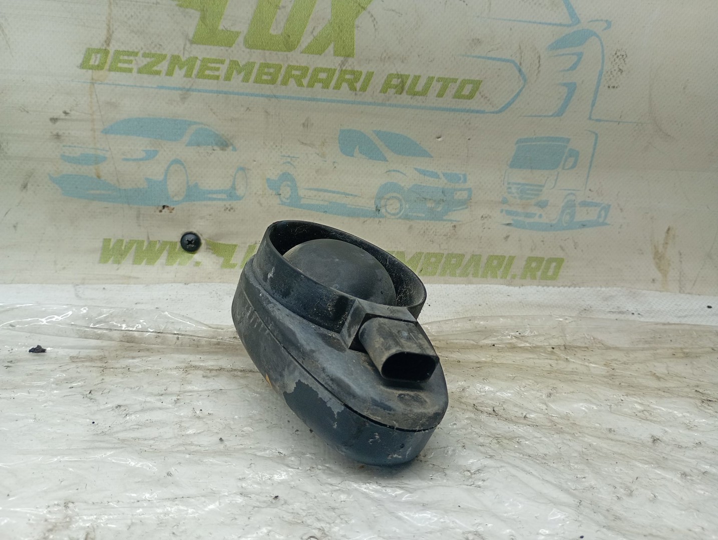 Senzor alarma 1j0951605 Volkswagen Passat B5.5 (facelift) (2000 - 2005)