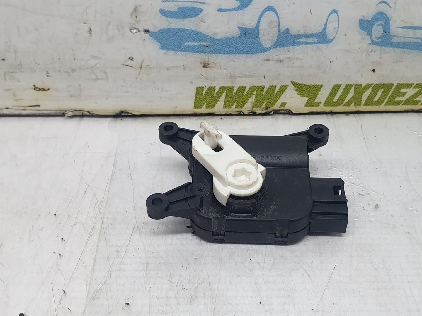 Motoras clapeta mixaj aer 0132801340 Volkswagen Golf 6 (2008 - 2015)