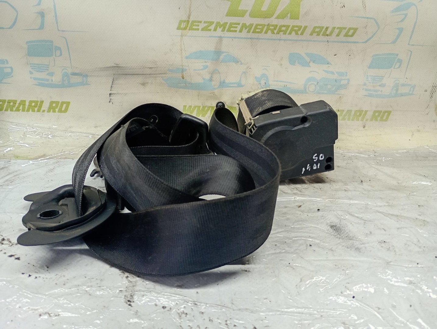 Centura siguranta dreapta spate 1T0857806B Volkswagen Touran 1 (2003 - 2006)