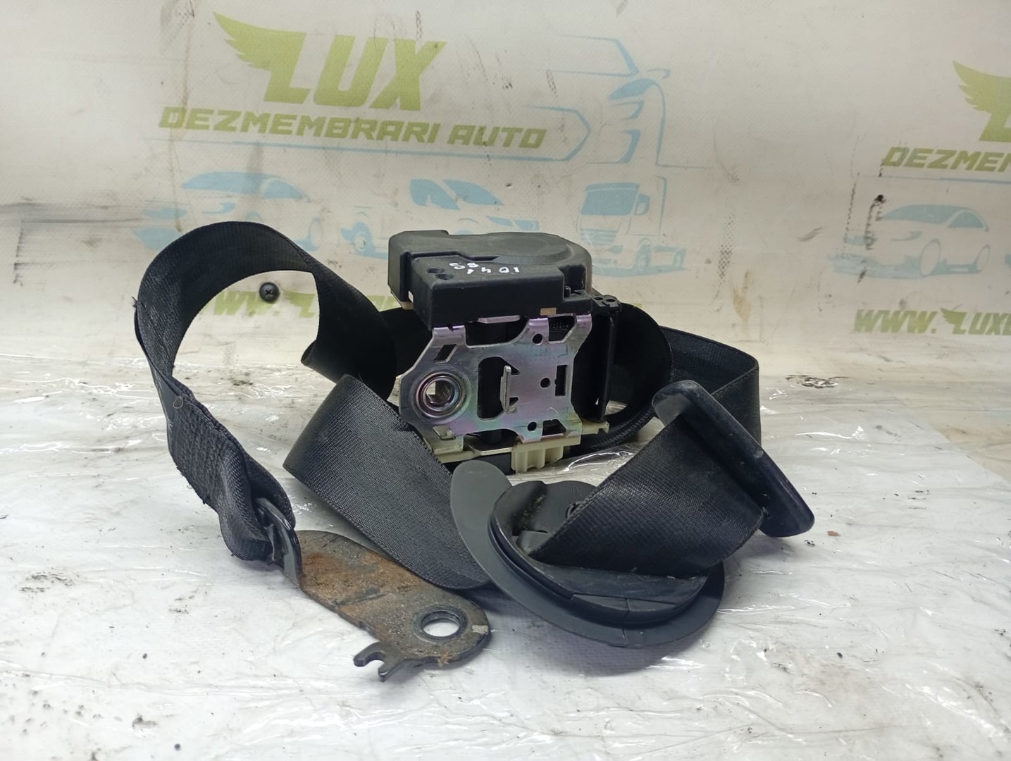 Centura siguranta stanga spate 1T0857805B Volkswagen Touran 1 (2003 - 2006)