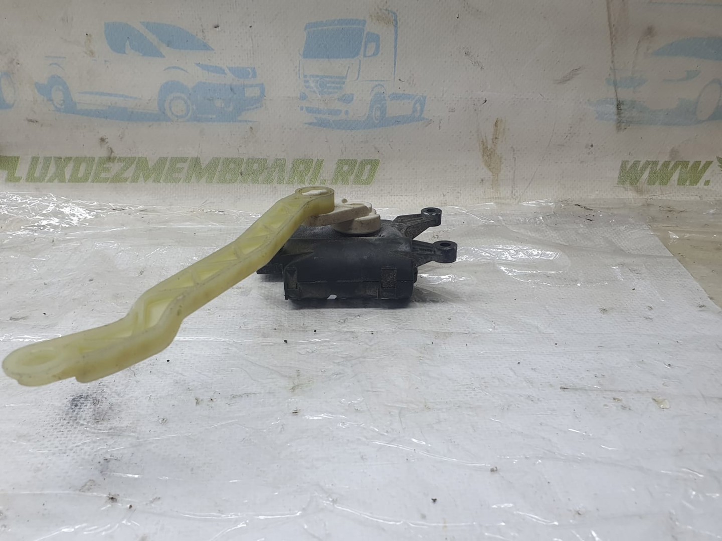 Motoras clapeta mixaj aer 01328013 Volkswagen Jetta 5 (2005 - 2011)
