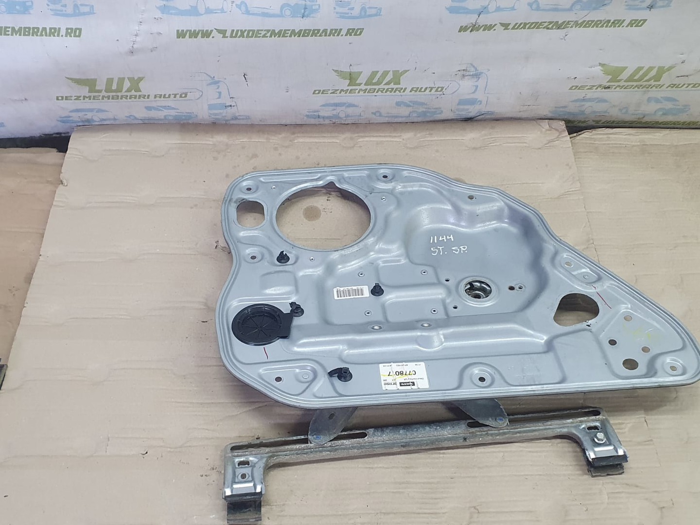 Macara geam stanga spate 997706-107 Volvo S40 2 (2004 - 2007)