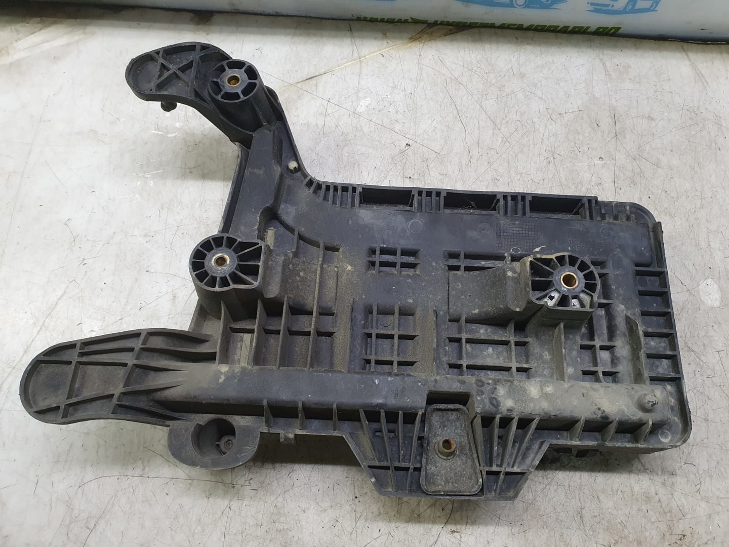 Suport baterie 1k0915333 Volkswagen Touran 1 (2003 - 2006)