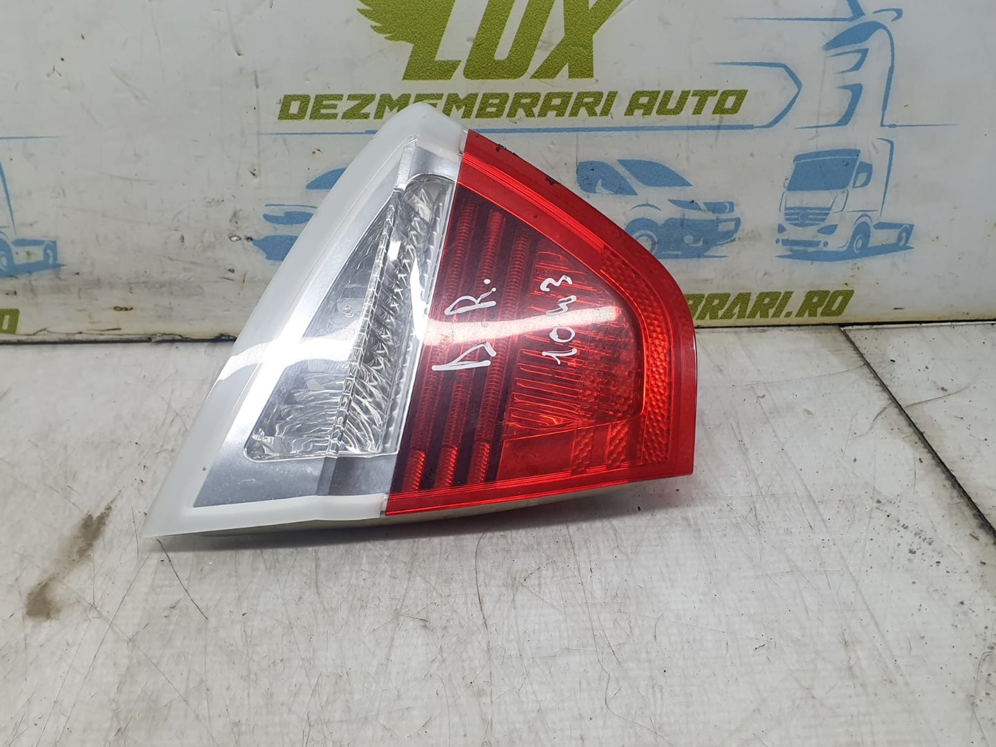 Stop stanga haion BMW Seria 3 E90 (2004 - 2010)