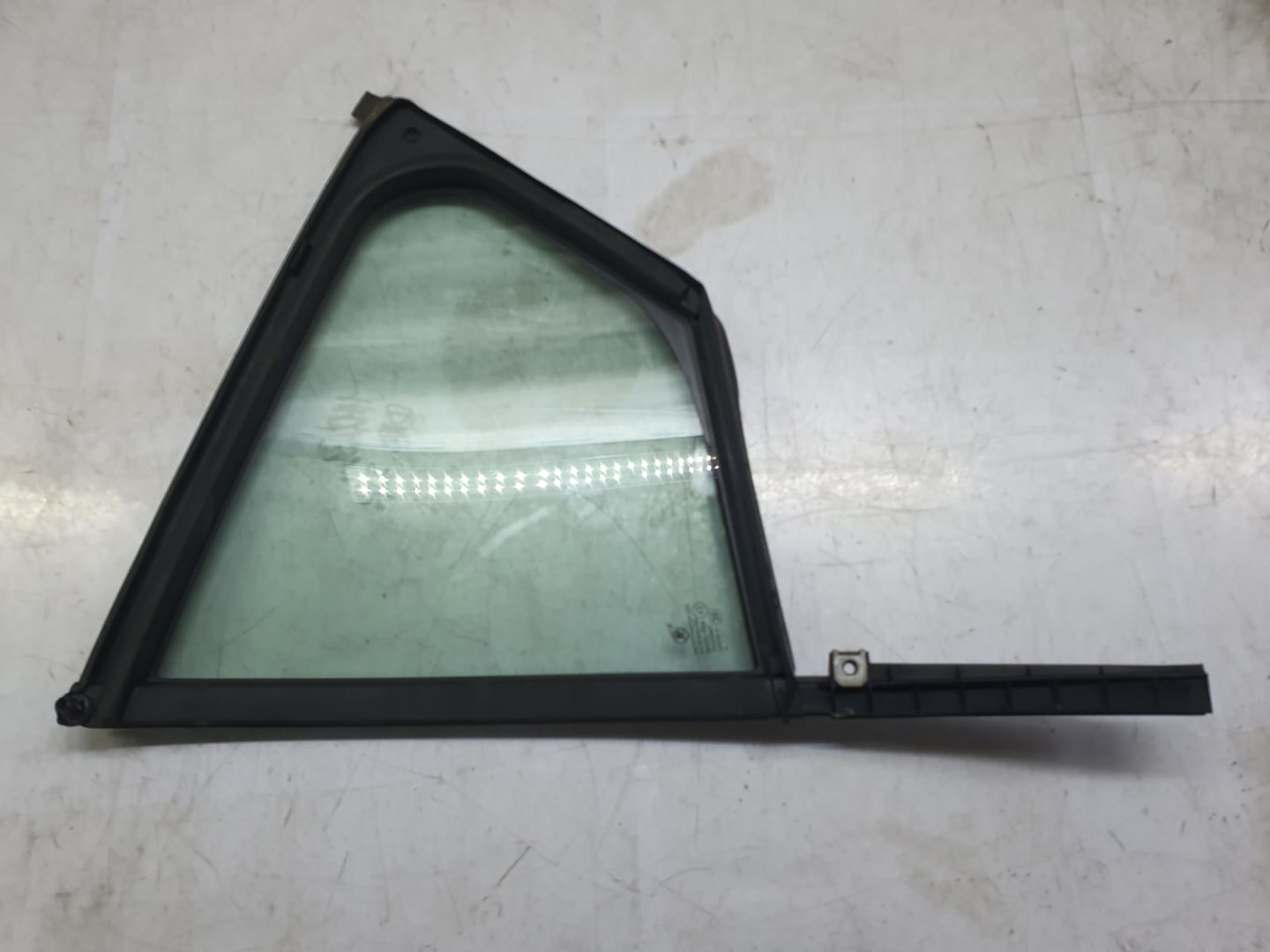 Geam fix dreapta spate 1t3i Skoda Octavia 3 (facelift) (2017 - 2020)