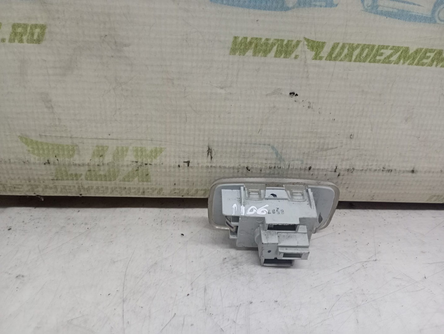 Lampa plafon Renault Koleos 1 (2008 - 2011)
