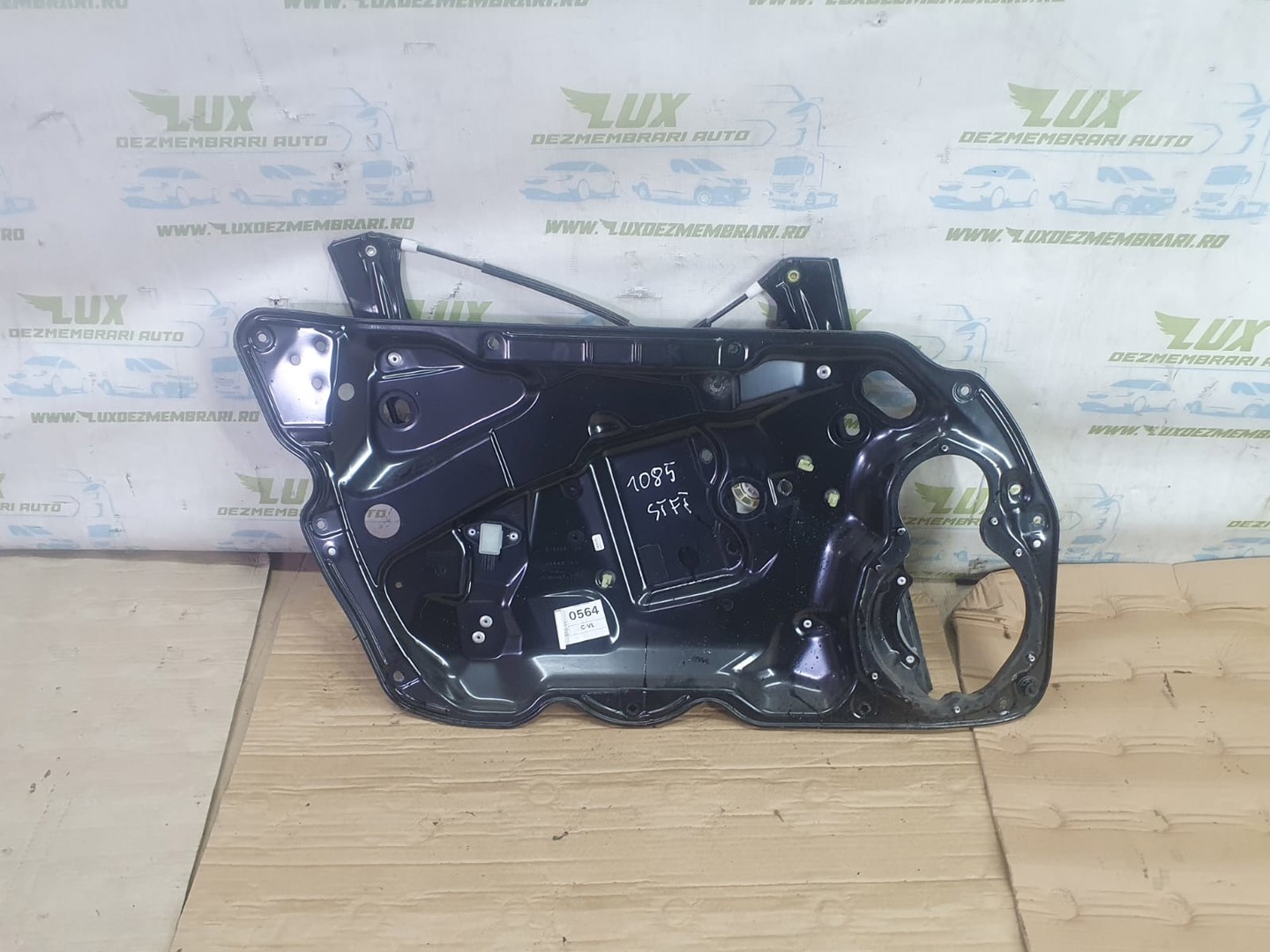 Macara geam stanga fata 929908-100 3aa837755 Volkswagen Passat B7 (2010 - 2015)