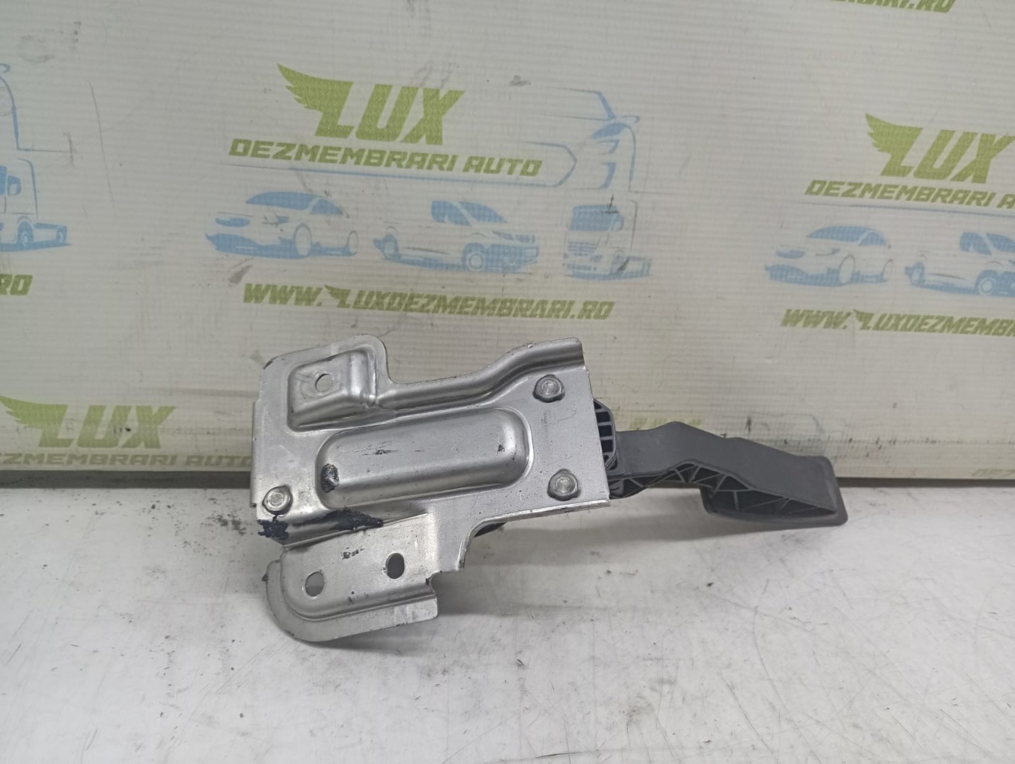 Pedala acceleratie 49400-68L51 Suzuki SX4 2 (2013 - 2016)