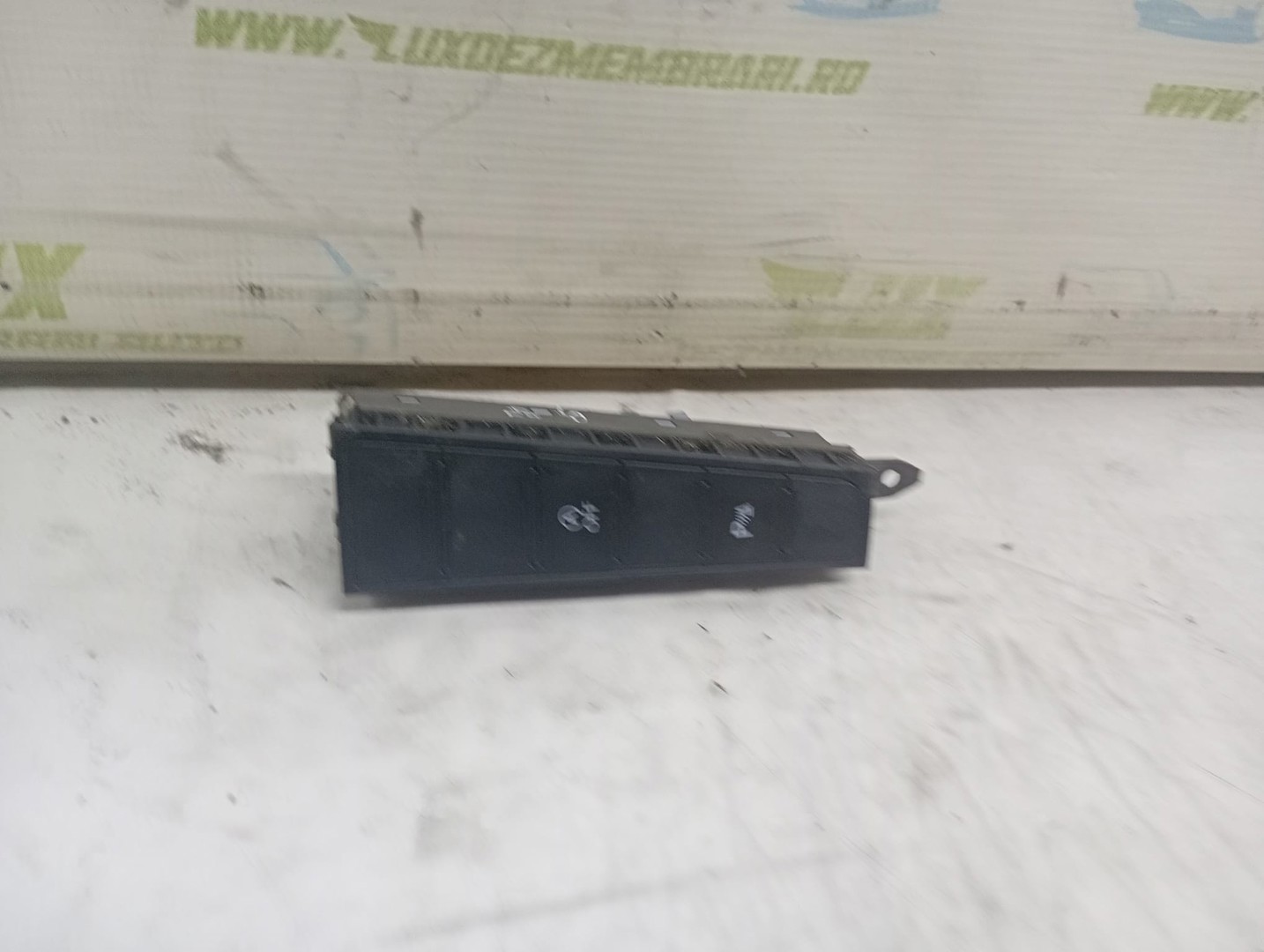 Panou butoane 3AB927238K Volkswagen Passat B7 (2010 - 2015)