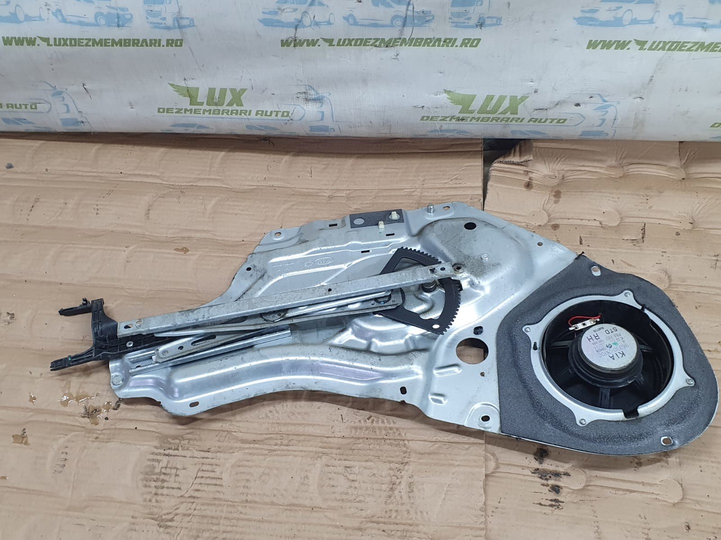 Macara geam dreapta fata 82480-2kxxx Kia Soul 1 (2008 - 2011)