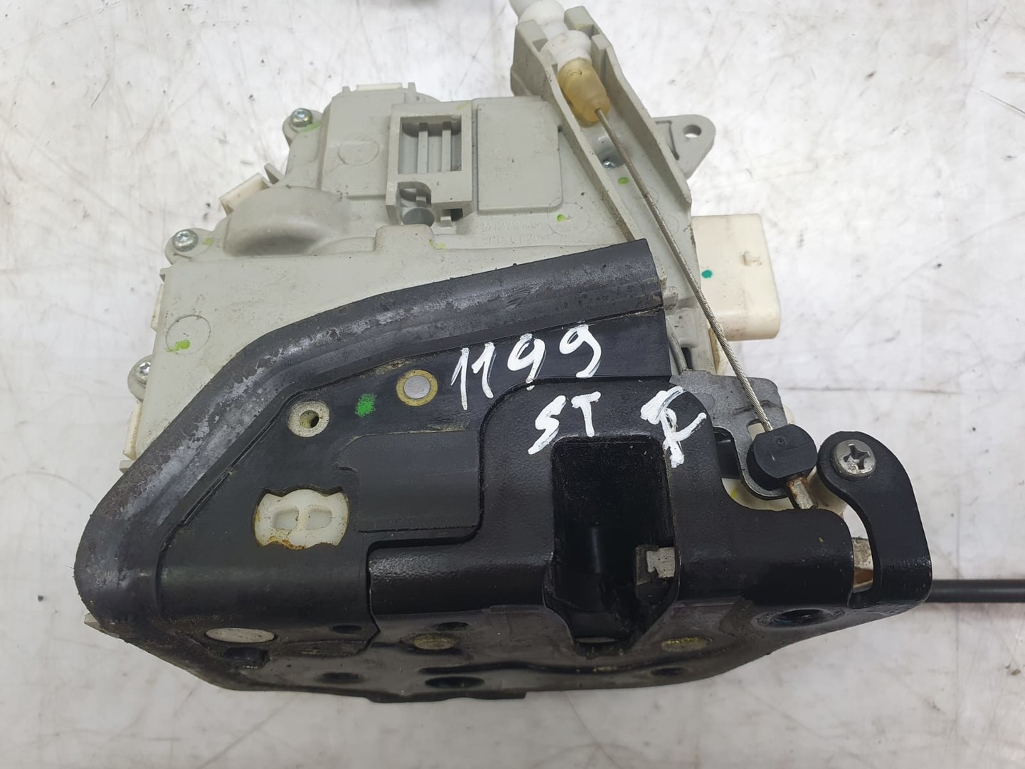 Broasca stanga fata 8J2837015c Audi A6 4G/C7 (2010 - 2014)