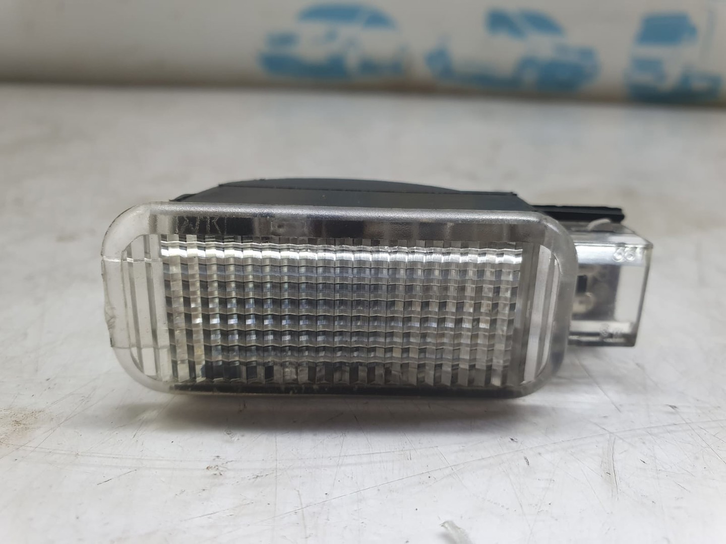 Lampa usa Audi A6 4G/C7 (2010 - 2014)