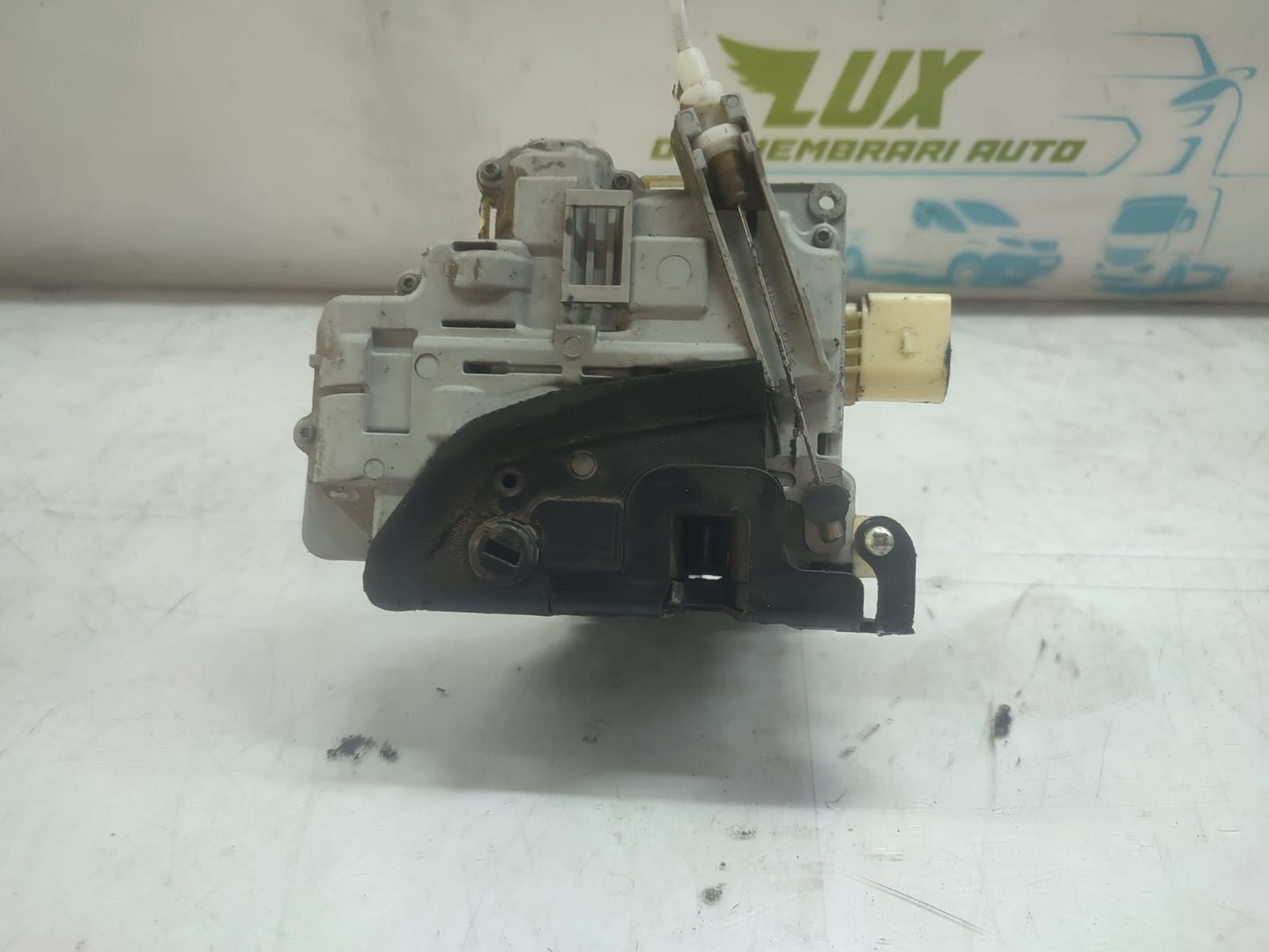 Broasca stanga spate 3c4839015a Audi Q7 4L (2005 - 2009)