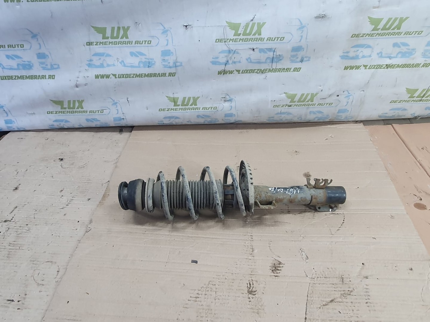 Amortizor cu arc dreapta fata Seat Ibiza 4 (6J) (2008 - 2012)