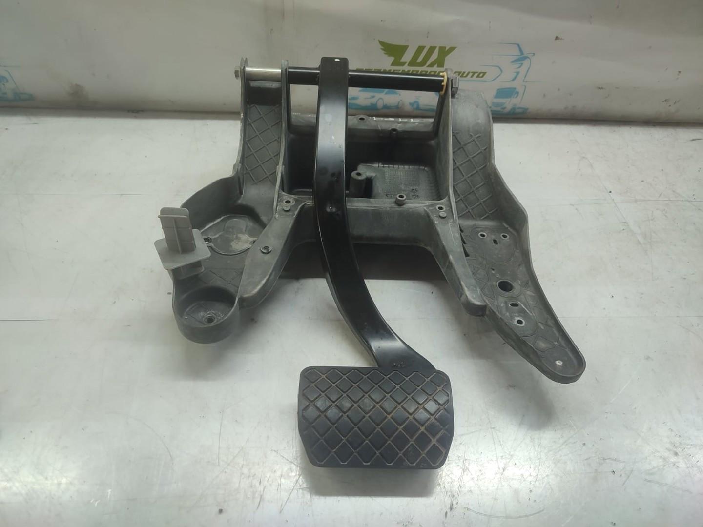 Pedala frana 7l8723031b Audi Q7 4L (2005 - 2009)