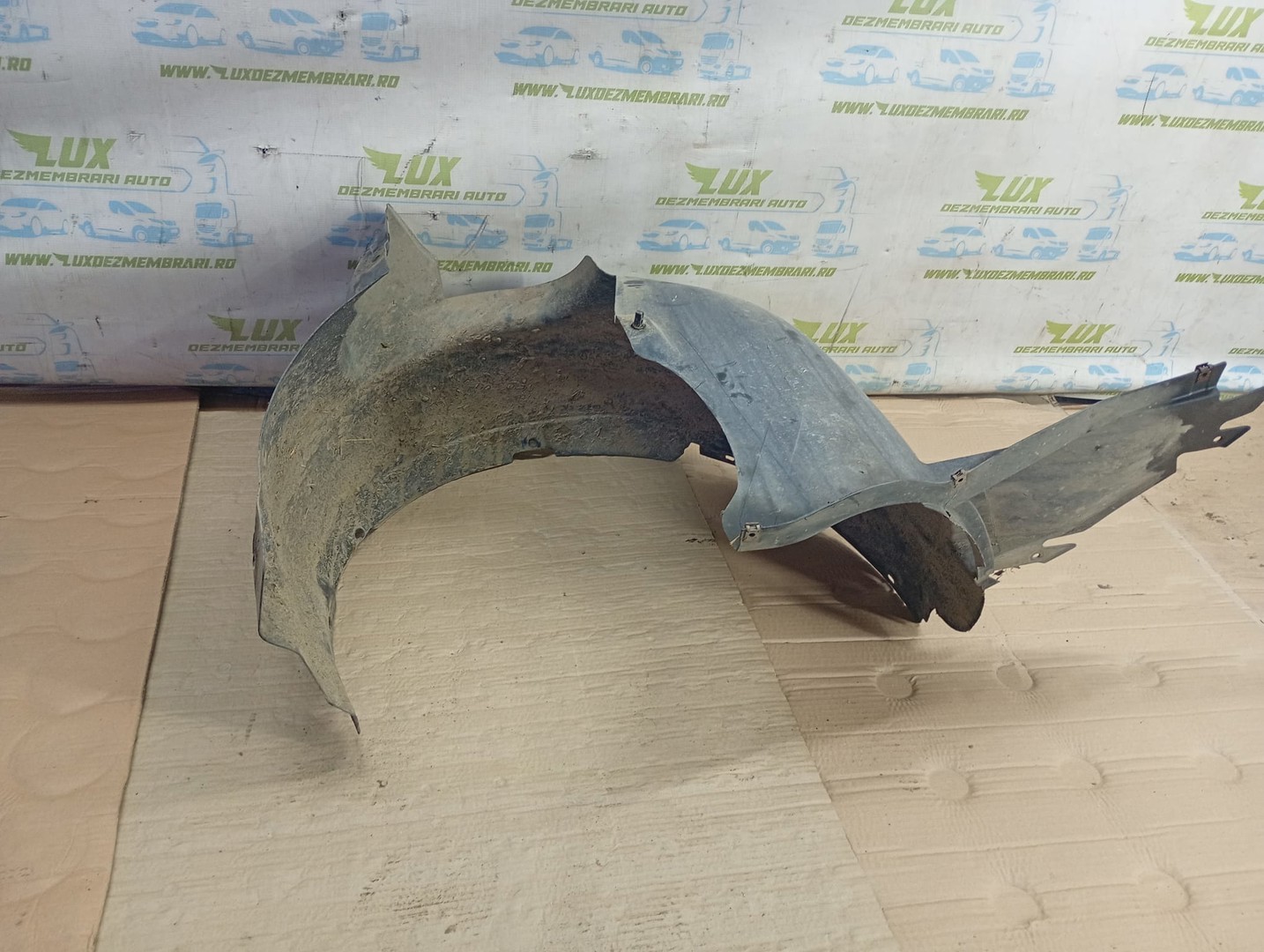 Carenaj roata fata stanga 6R0809957 Volkswagen Polo 5 (6R) (facelift) (2014 - 2018)