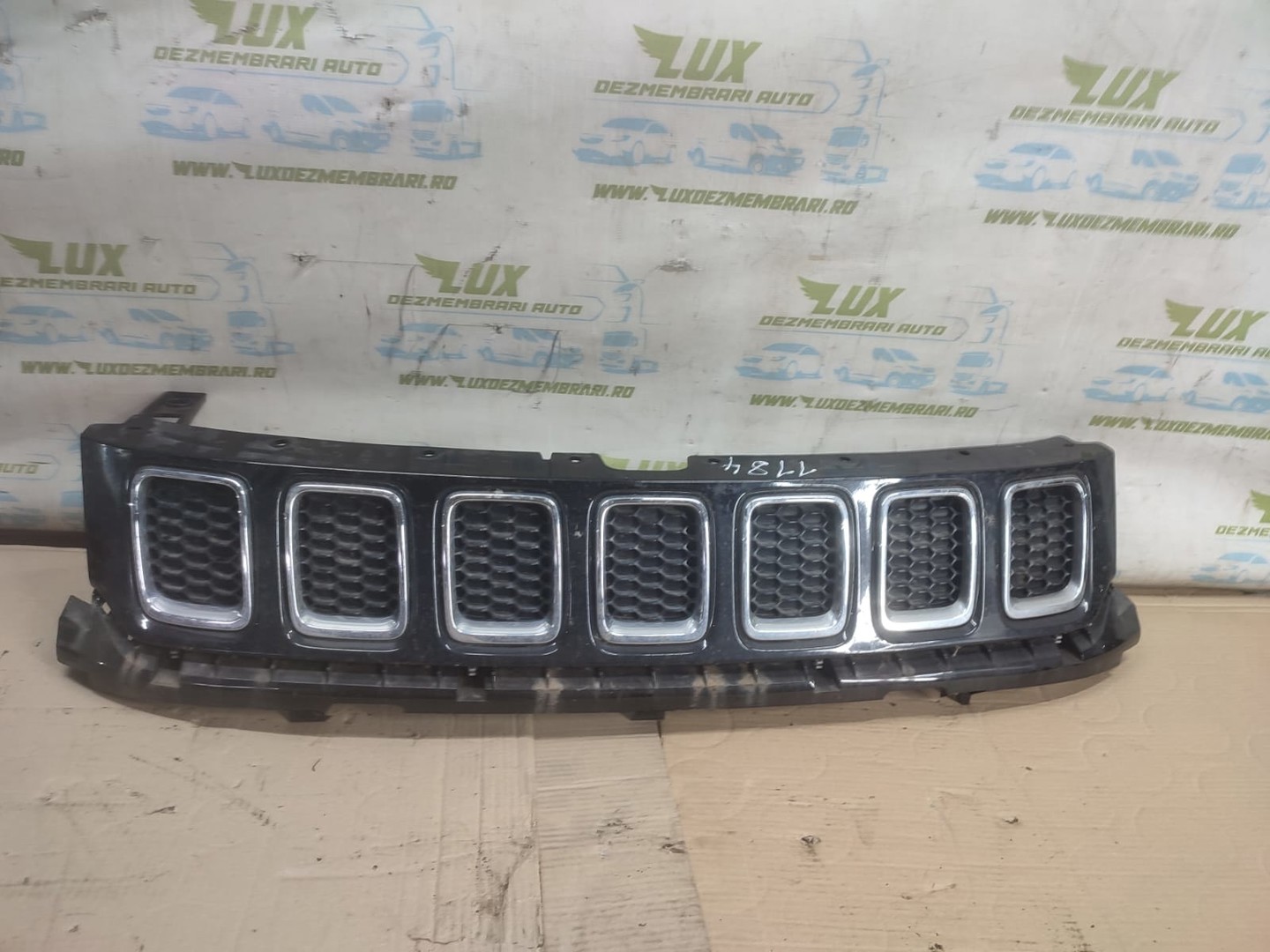 Grila bara fata 4010170340AB Jeep Compass 2 (2017 - 2021)