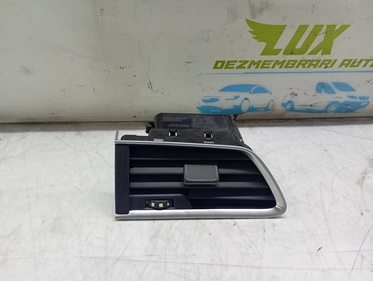 Grila ventilatie bord 9686457377 Peugeot 508 1 (2010 - 2014)
