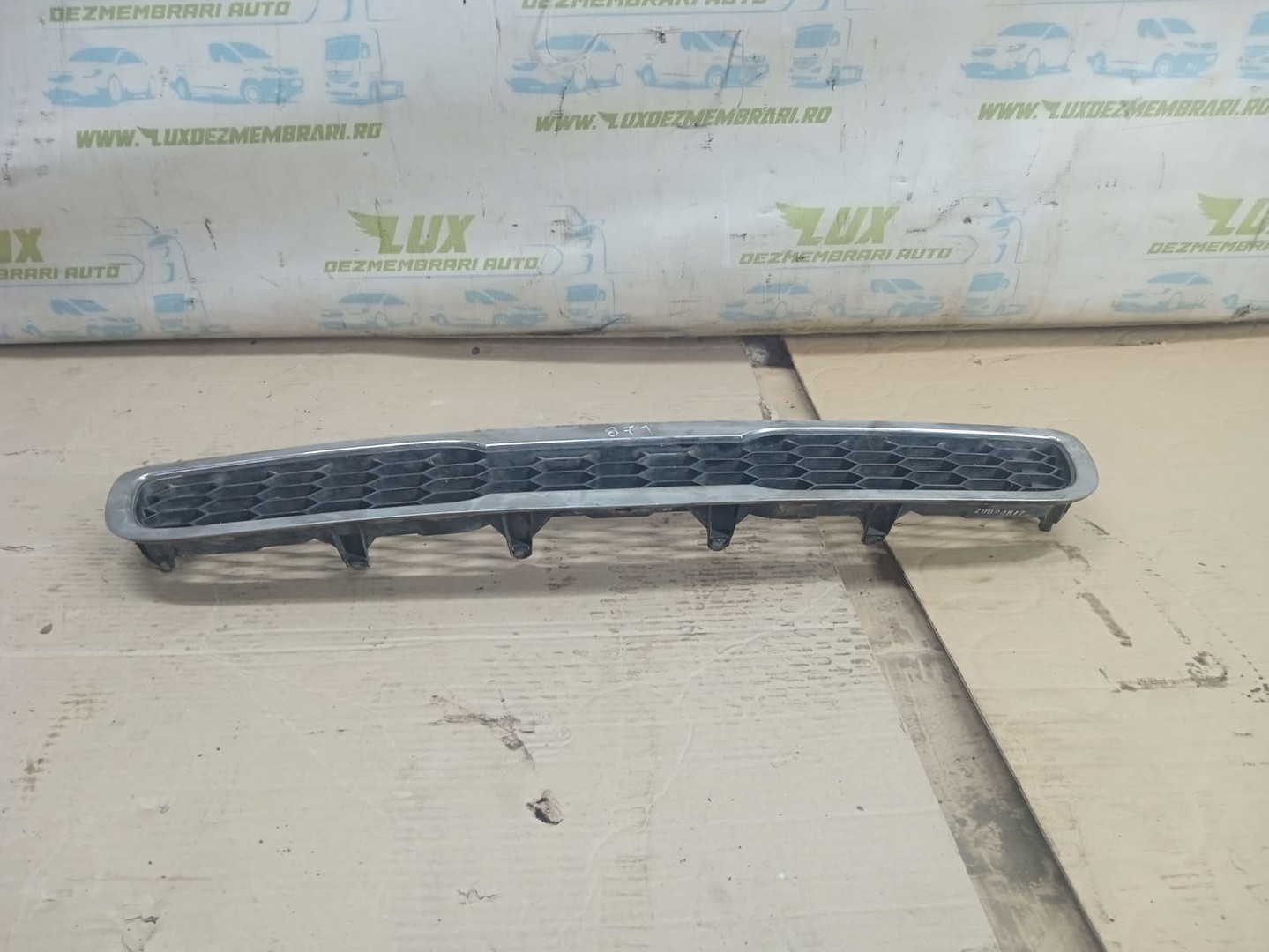 Grila bara fata 88351-2k050 Kia Soul 1 (2008 - 2011)