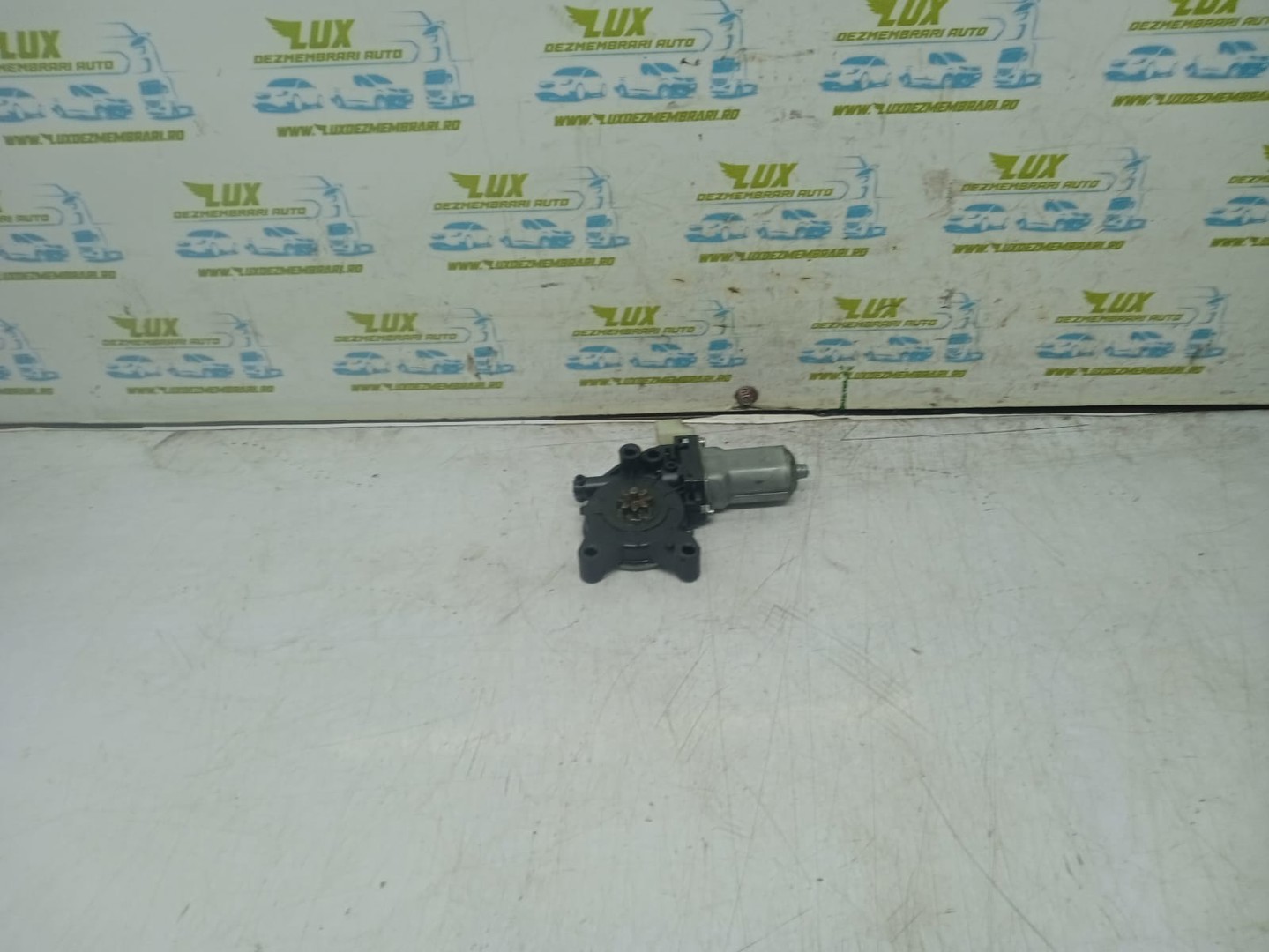 Motoras geam stanga spate 82450-1m000 Kia Soul 1 (2008 - 2011)