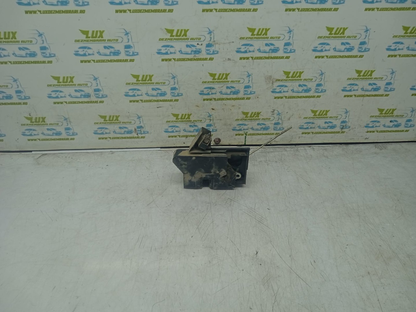 Broasca stanga spate 625033585r Dacia Logan 2 (2013 - 2016)