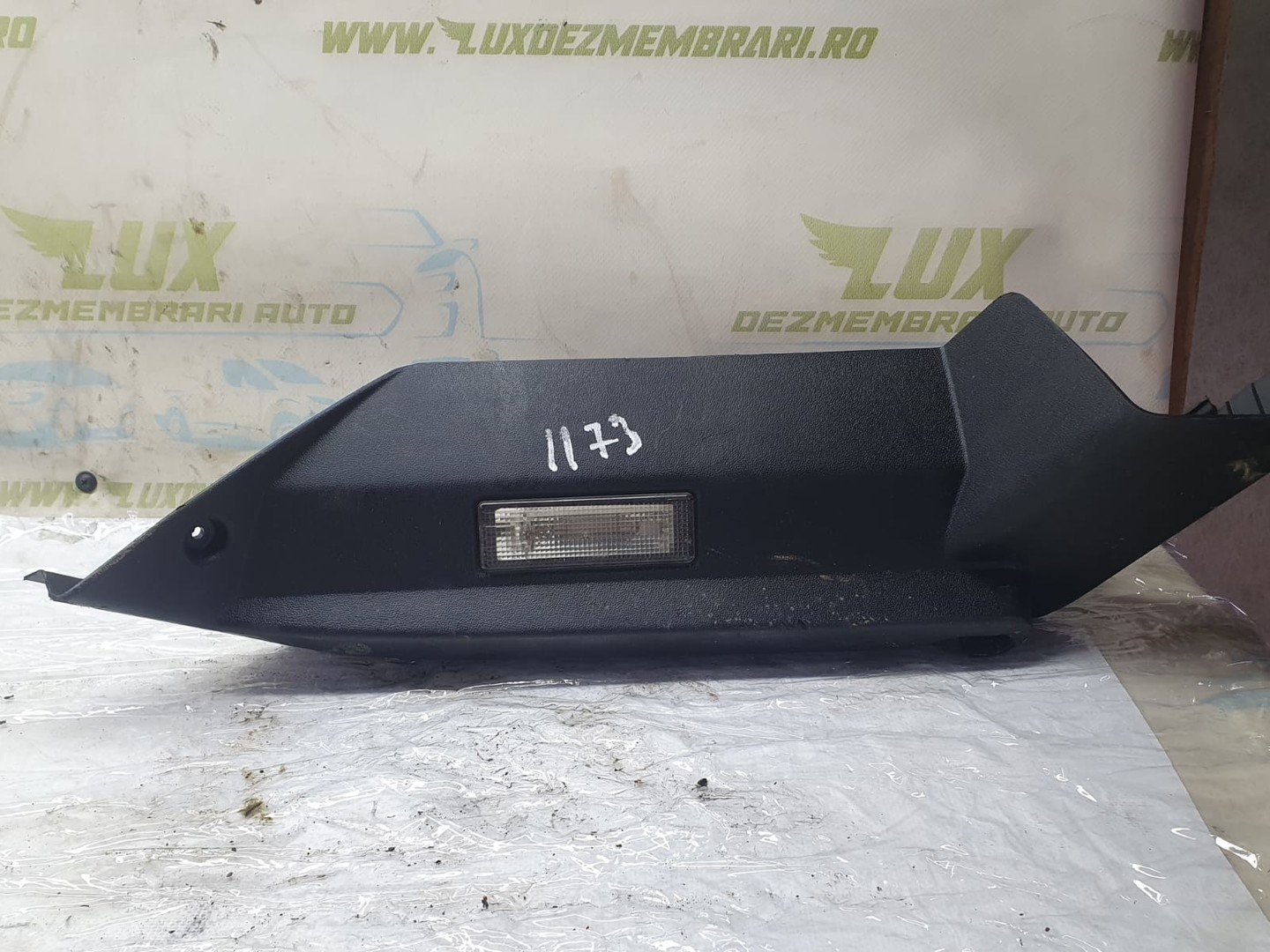 Ornament portbagaj 1p0867762D Seat Leon 2 (1P) (2005 - 2009)