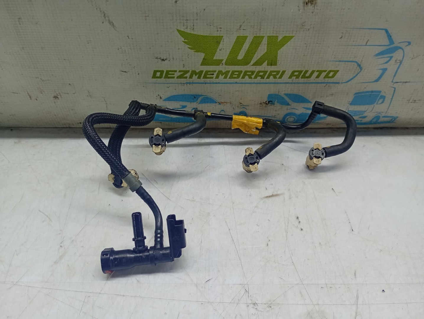 Rampa retur injectoare 166714557r Dacia Duster 1 (facelift) (2013 - 2017)
