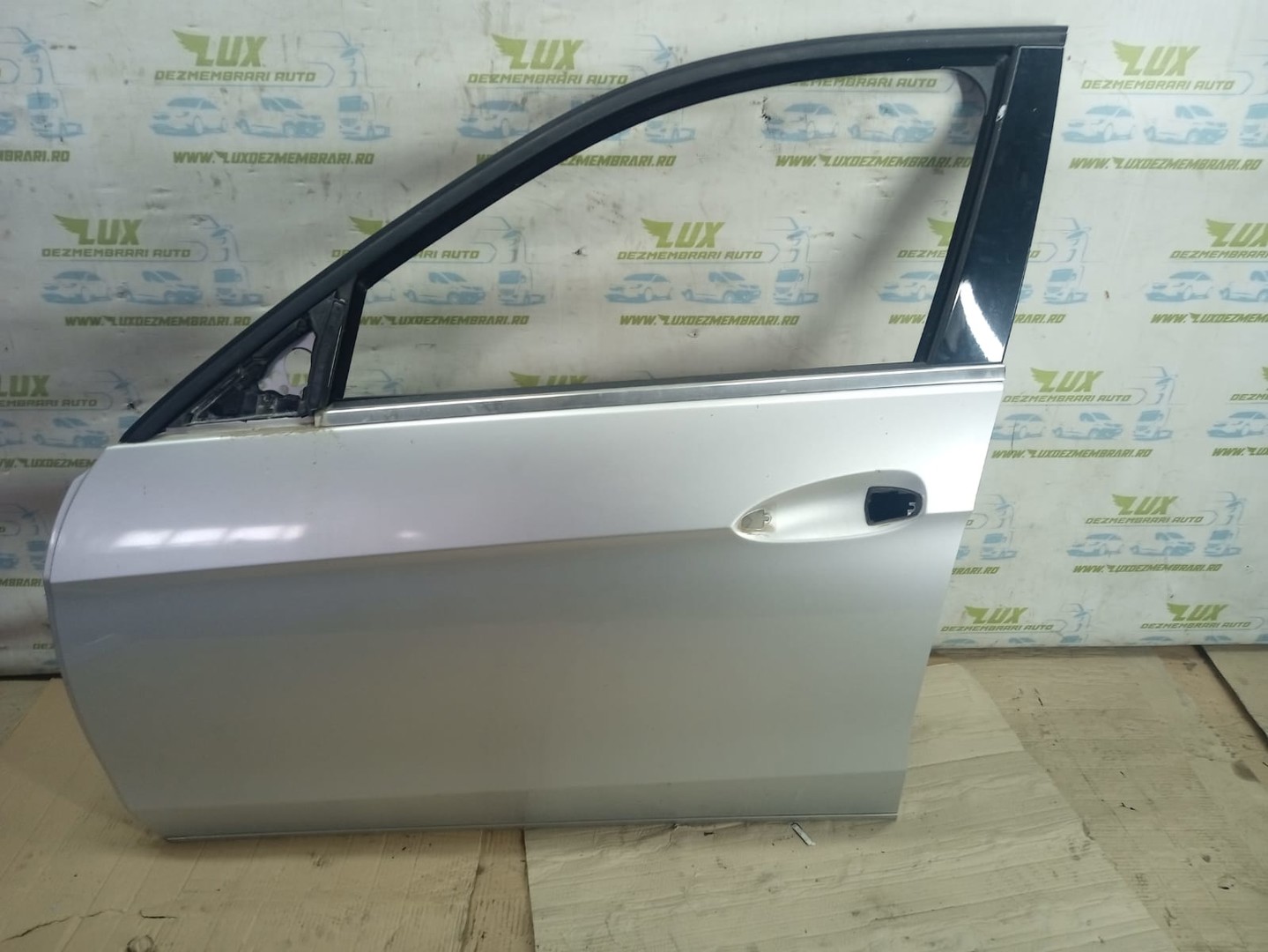 Usa stanga fata Mercedes Benz E-Class W212 (2009 - 2013)