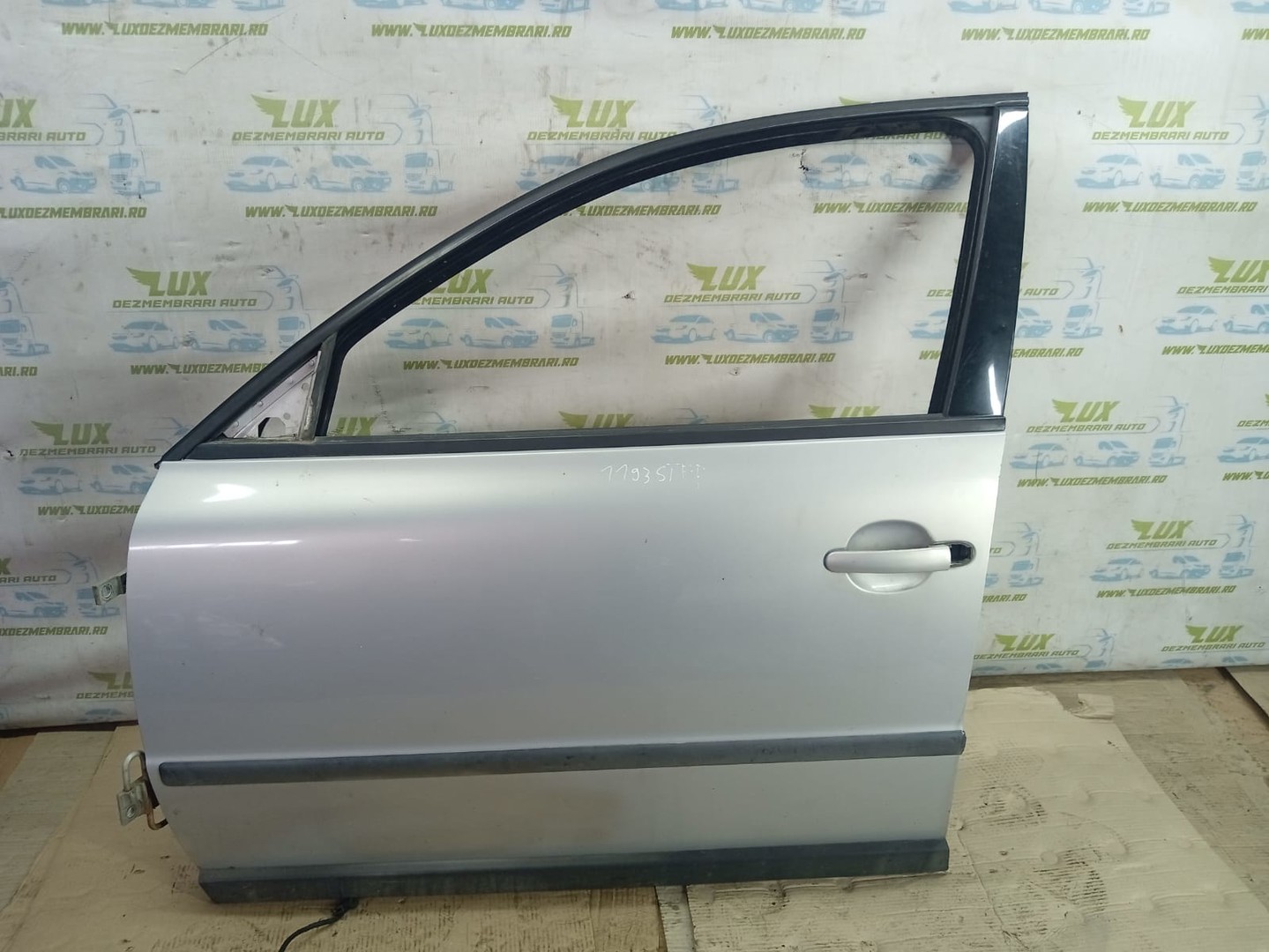Usa stanga fata Volkswagen Passat B5 (1996 - 2000)