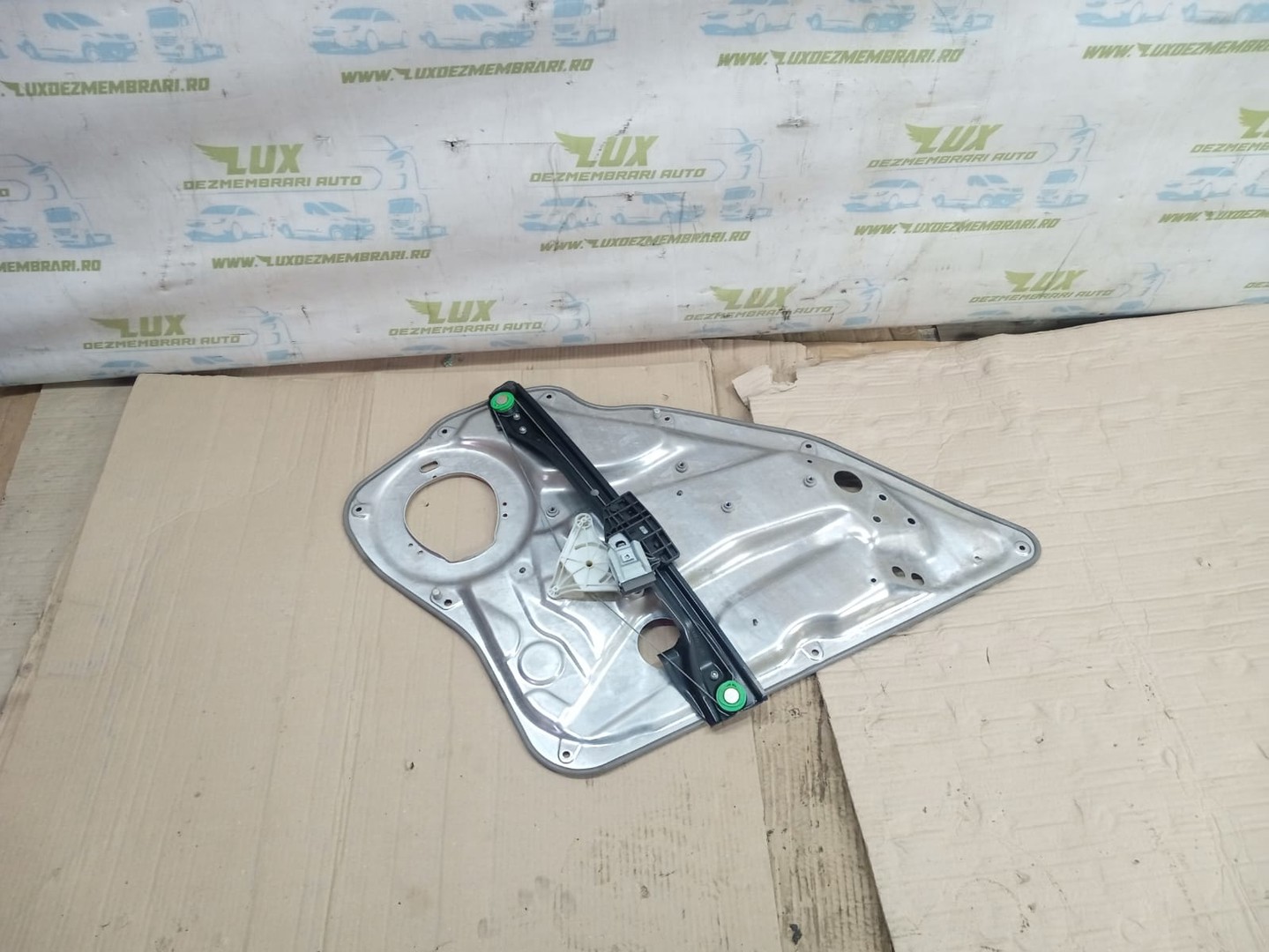 Macara geam dreapta spate 981695104 Mercedes Benz E-Class W212 (2009 - 2013)