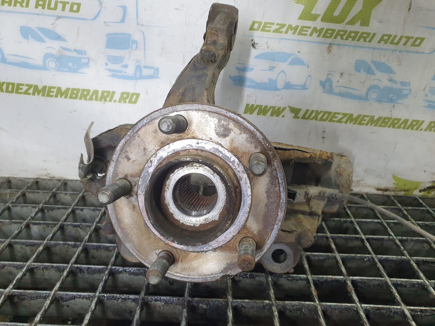 Fuzeta dreapta fata Ford Mondeo MK4 (2007 - 2010)