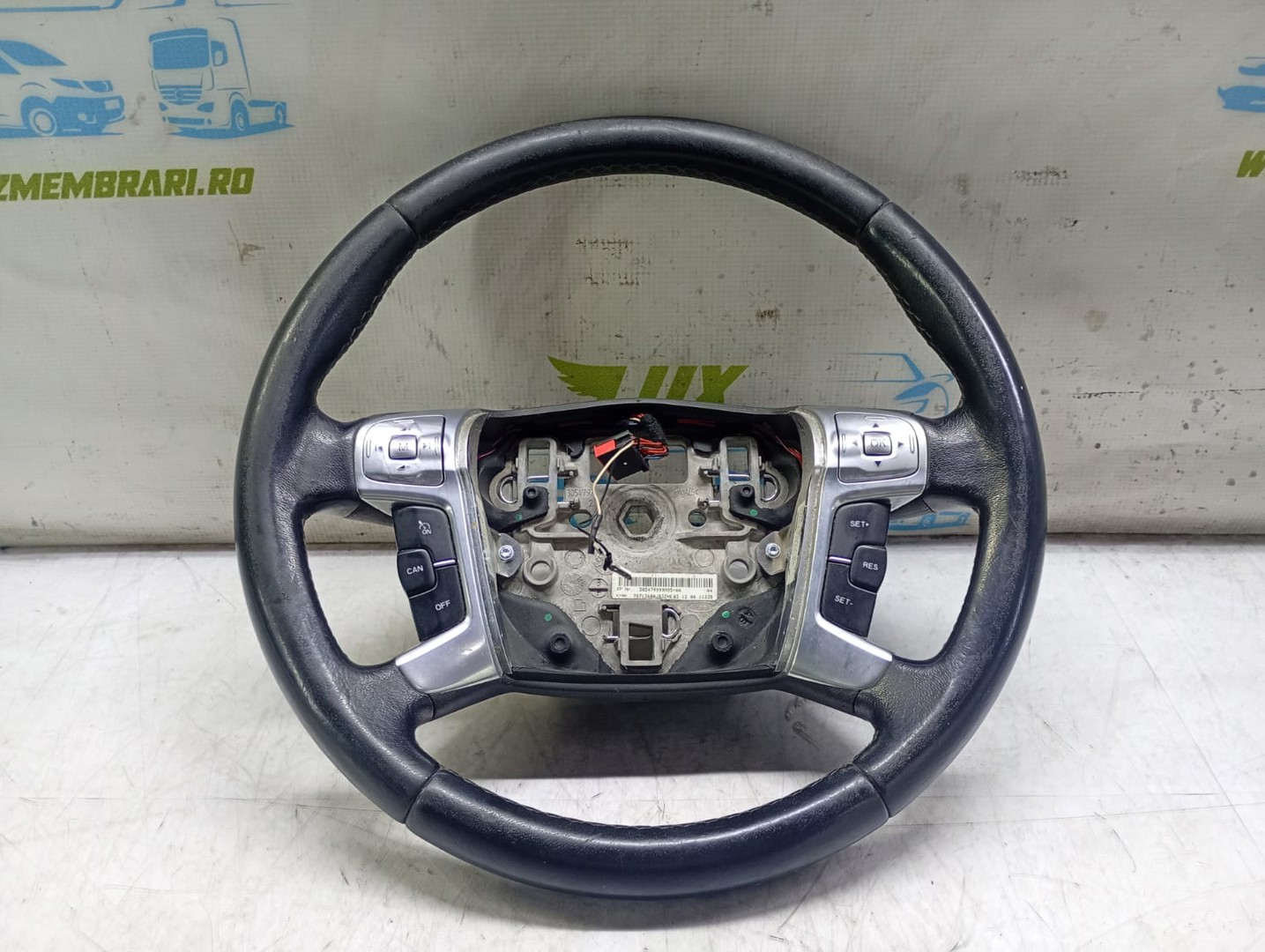 Volan in 4 spite cu comenzi 305479999m95-aa Ford Mondeo MK4 (2007 - 2010)