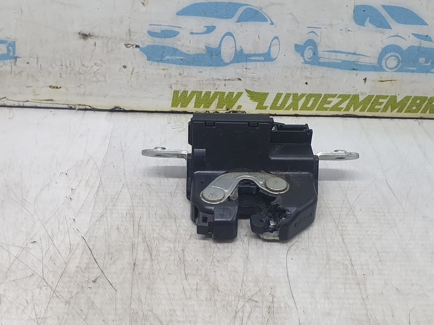 Broasca haion 55701971 Opel Corsa D (2006 - 2011)
