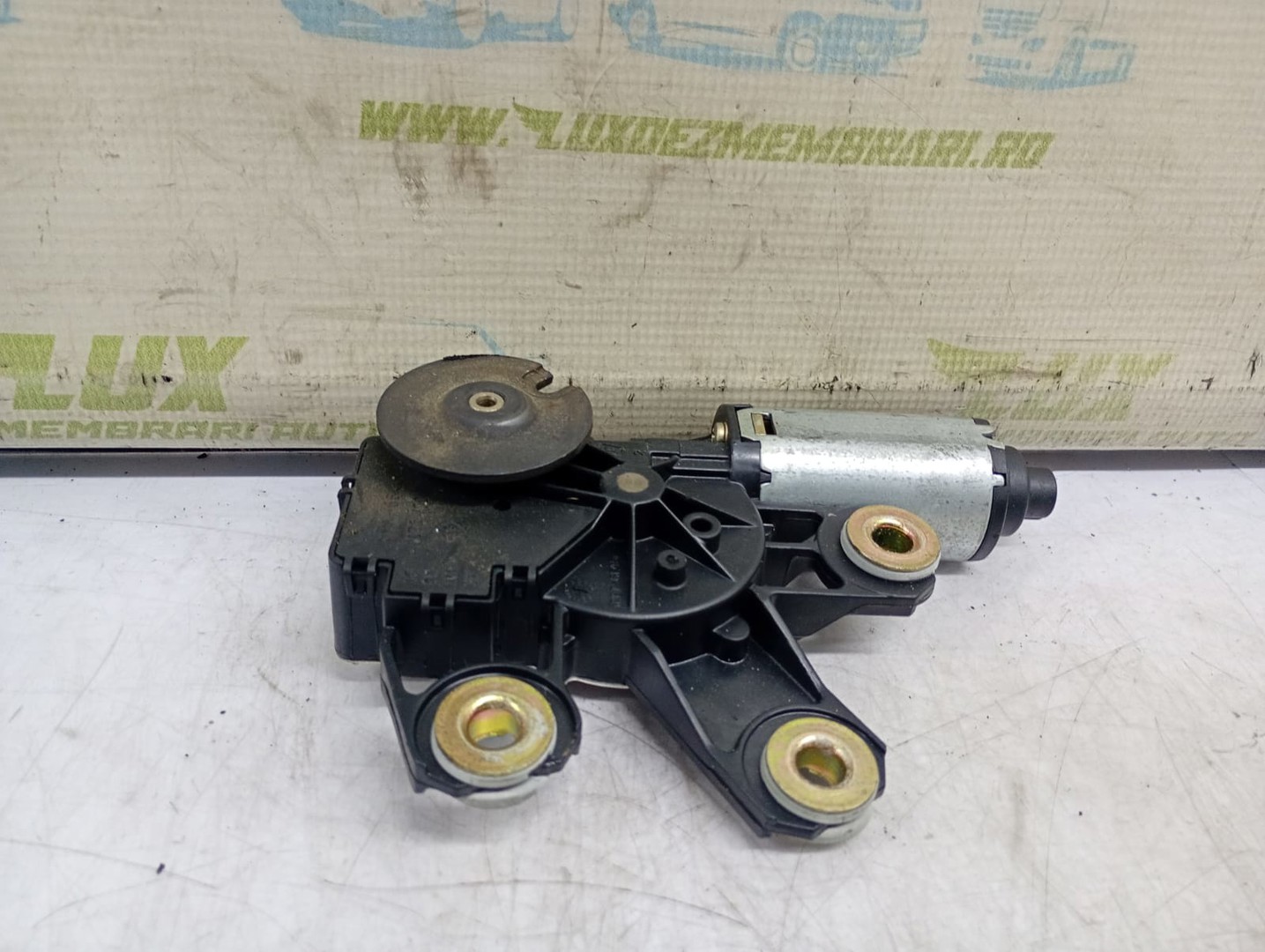 Motoras stergator haion 7L0955712a Volkswagen Touareg 1 (7L) (2002 - 2007)