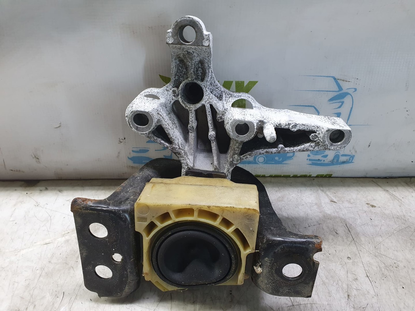 Suport motor 112103095r Dacia Duster 1 (facelift) (2013 - 2017)