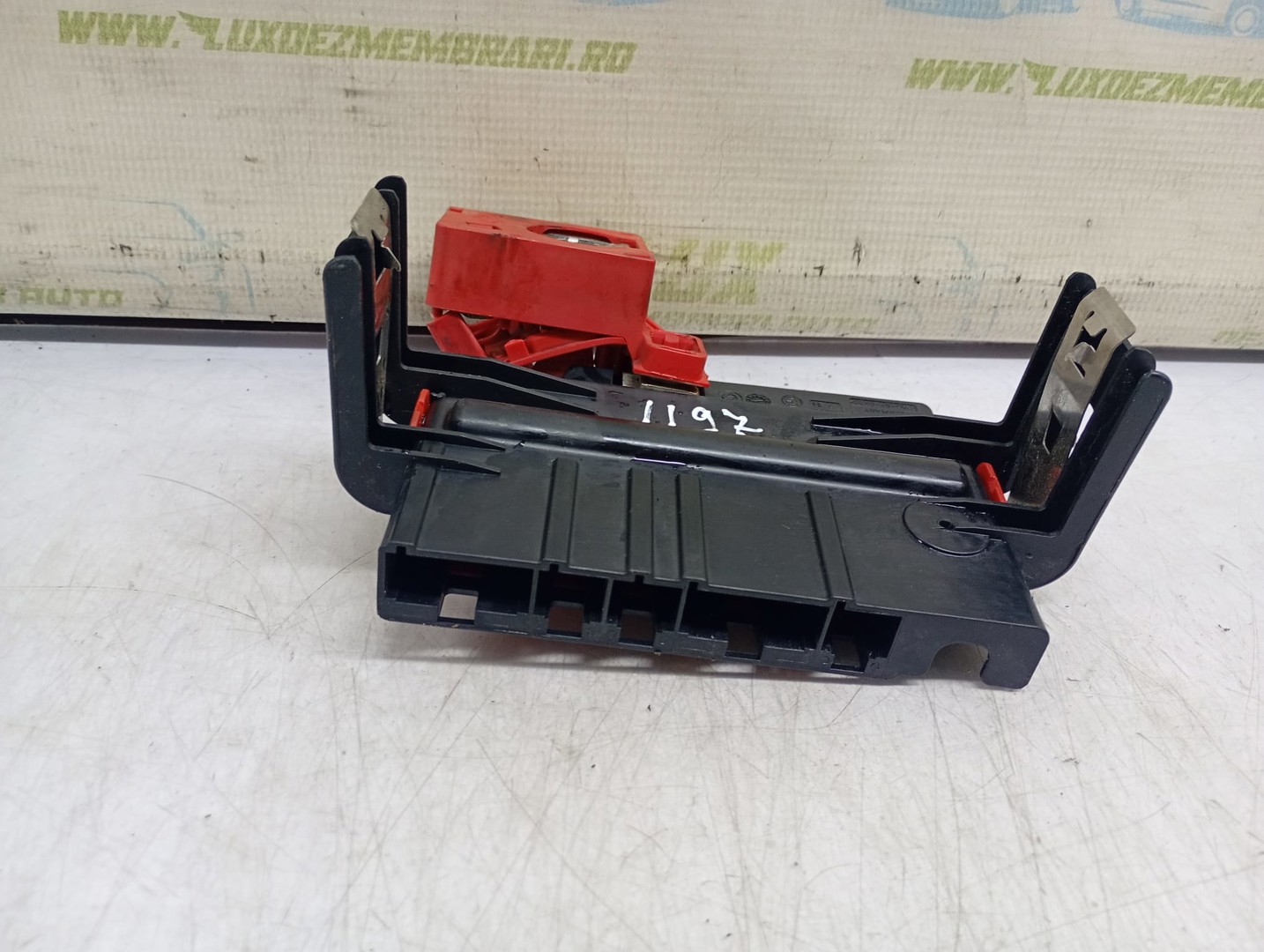 Borna baterie V46942912-08 BMW Seria 1 E81/E82/E87/E88 (facelift) (2007 - 2012)