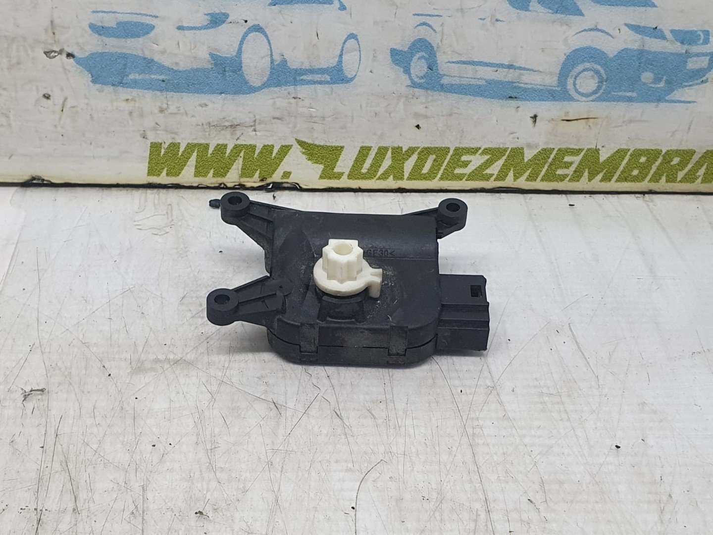 Motoras clapeta mixaj aer 0132801345 Volkswagen Golf 5 (2003 - 2009)