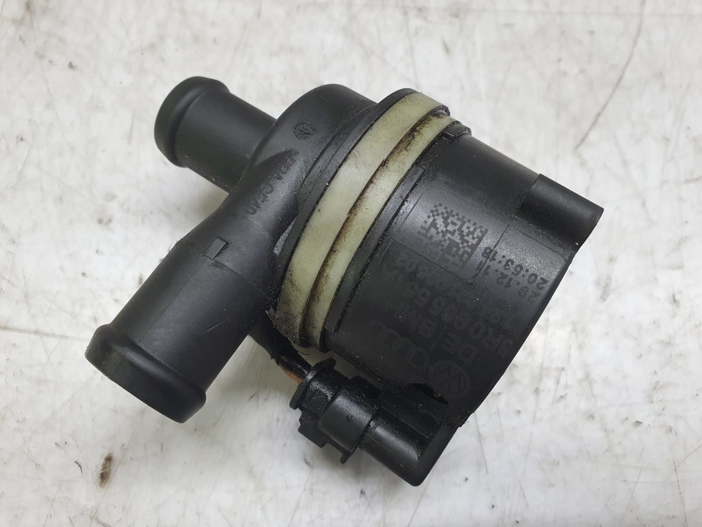 Pompa recirculare apa 6r0965561a Volkswagen Polo 5 (6R) (2009 - 2015)
