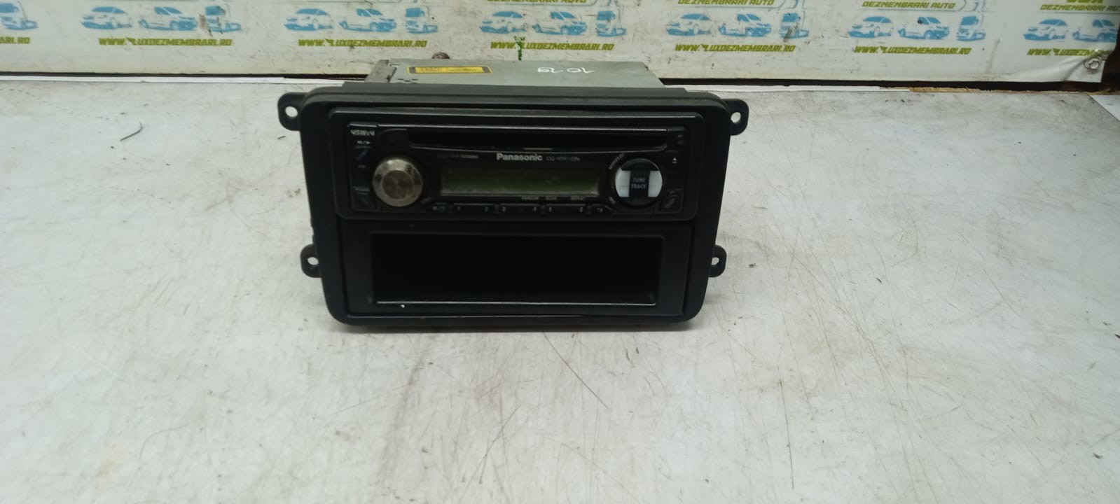 Radio cd FA031817A Volkswagen Golf 5 (2003 - 2009)
