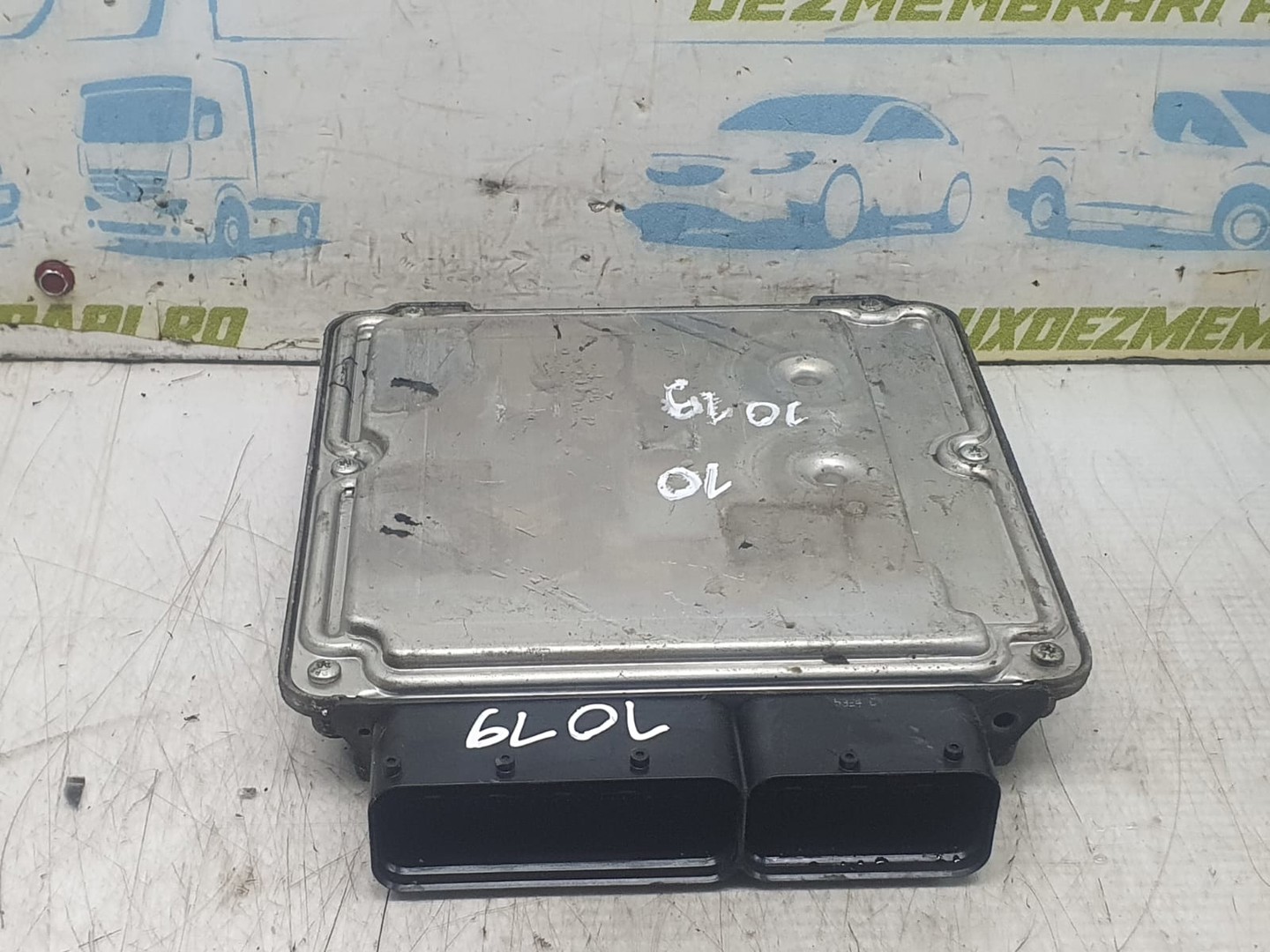 Calculator motor ECU 03g906016cB Volkswagen Golf 5 (2003 - 2009)
