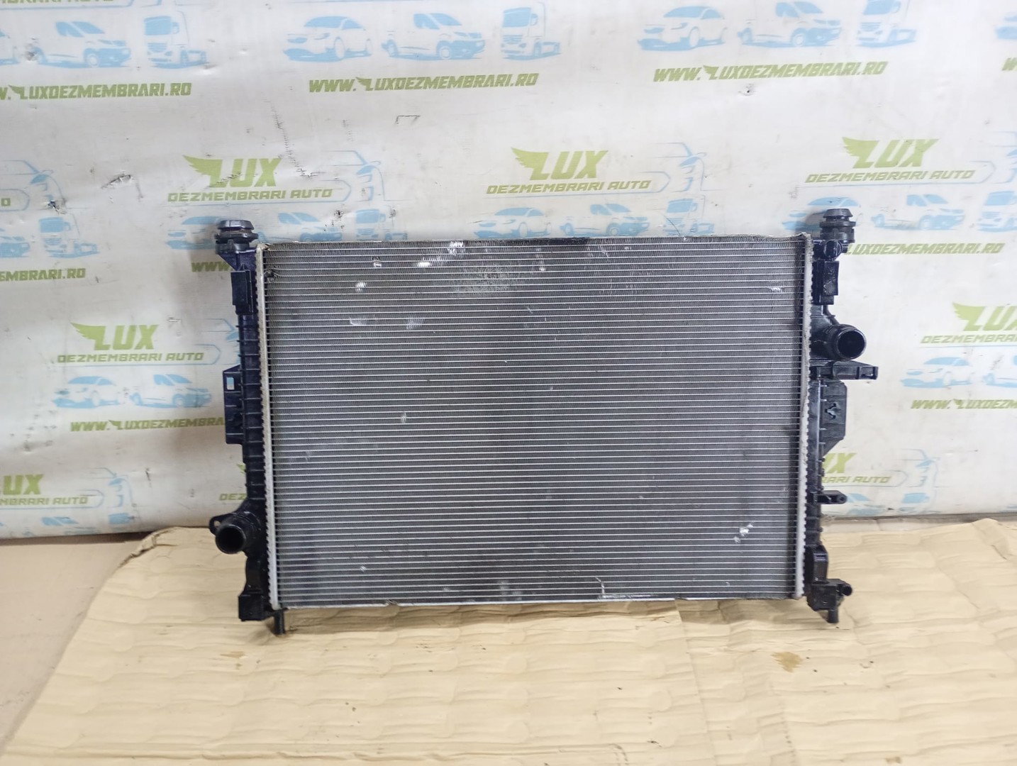 Radiator apa CV61-8C342-BA Ford Focus 3 (2011 - 2015)