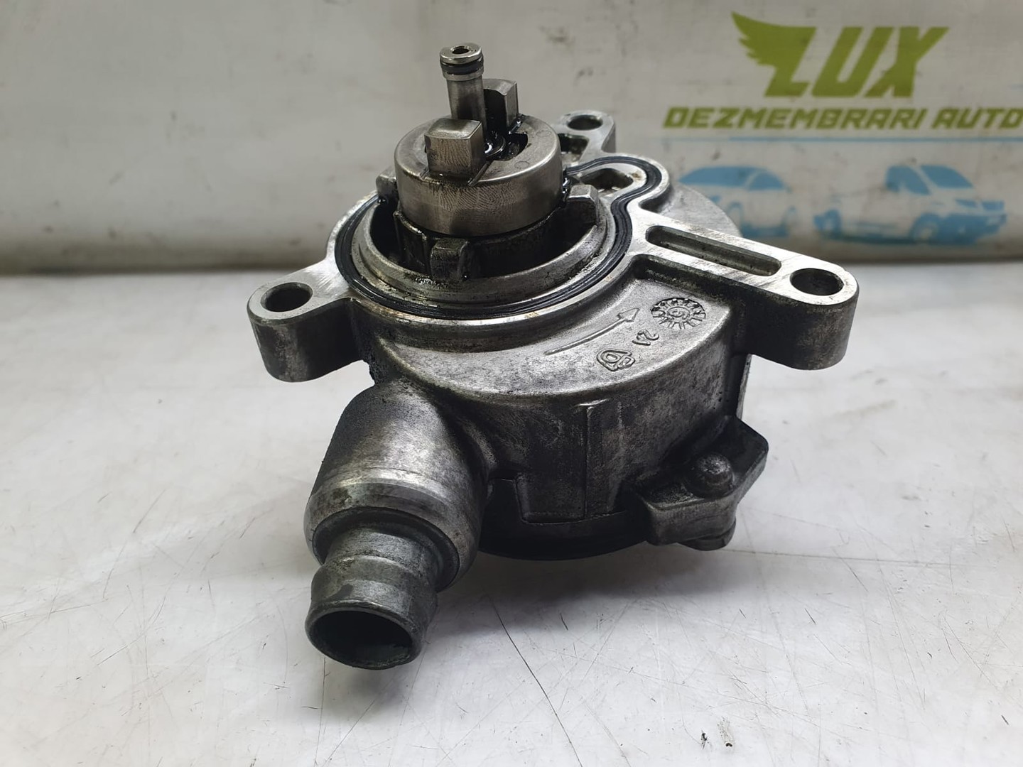 Pompa vacuum 30677904 Volvo XC90 1 (2002 - 2006)