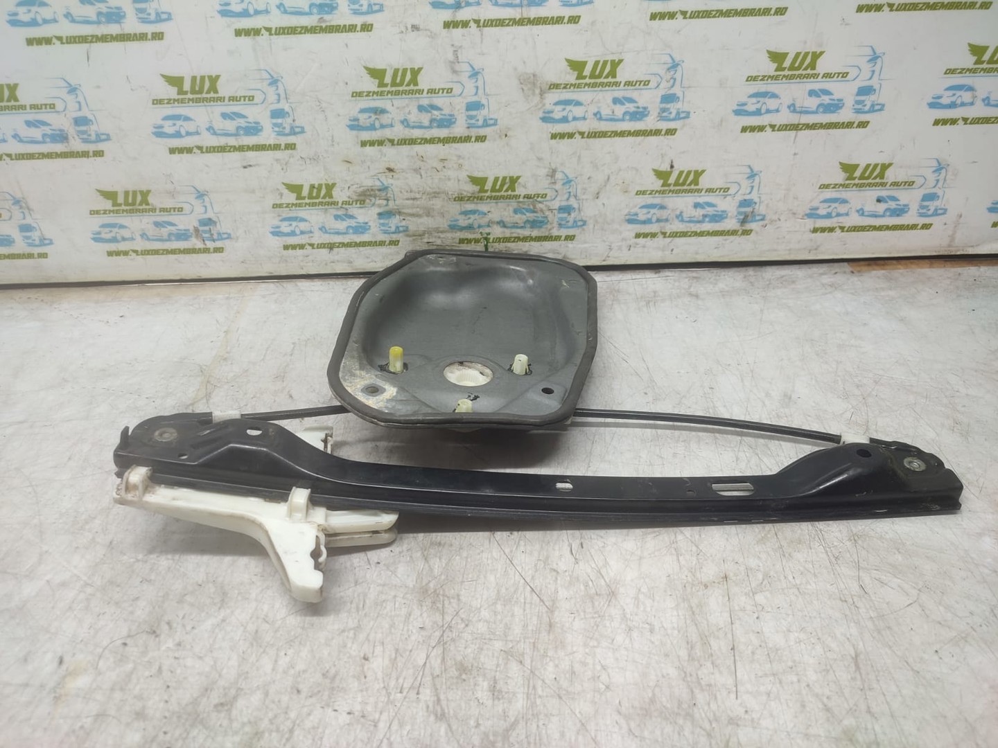Macara geam dreapta spate 1k4839462a Volkswagen Golf 5 (2003 - 2009)