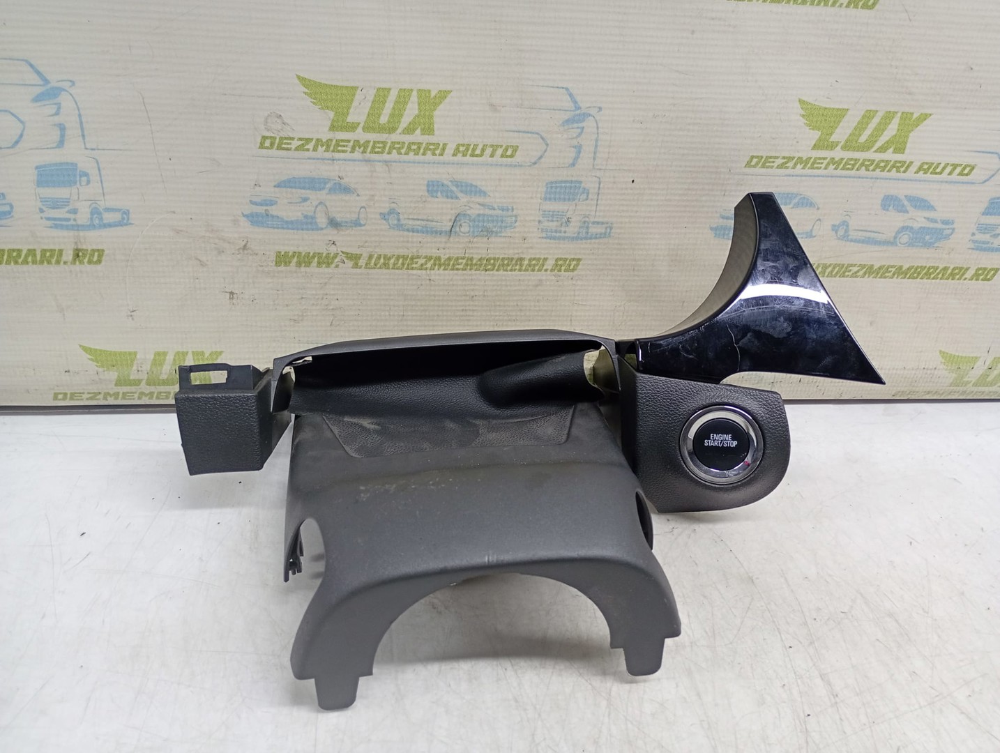 Ornament coloana volan 529131017 Ford Grand C-Max 1 (2010 - 2015)