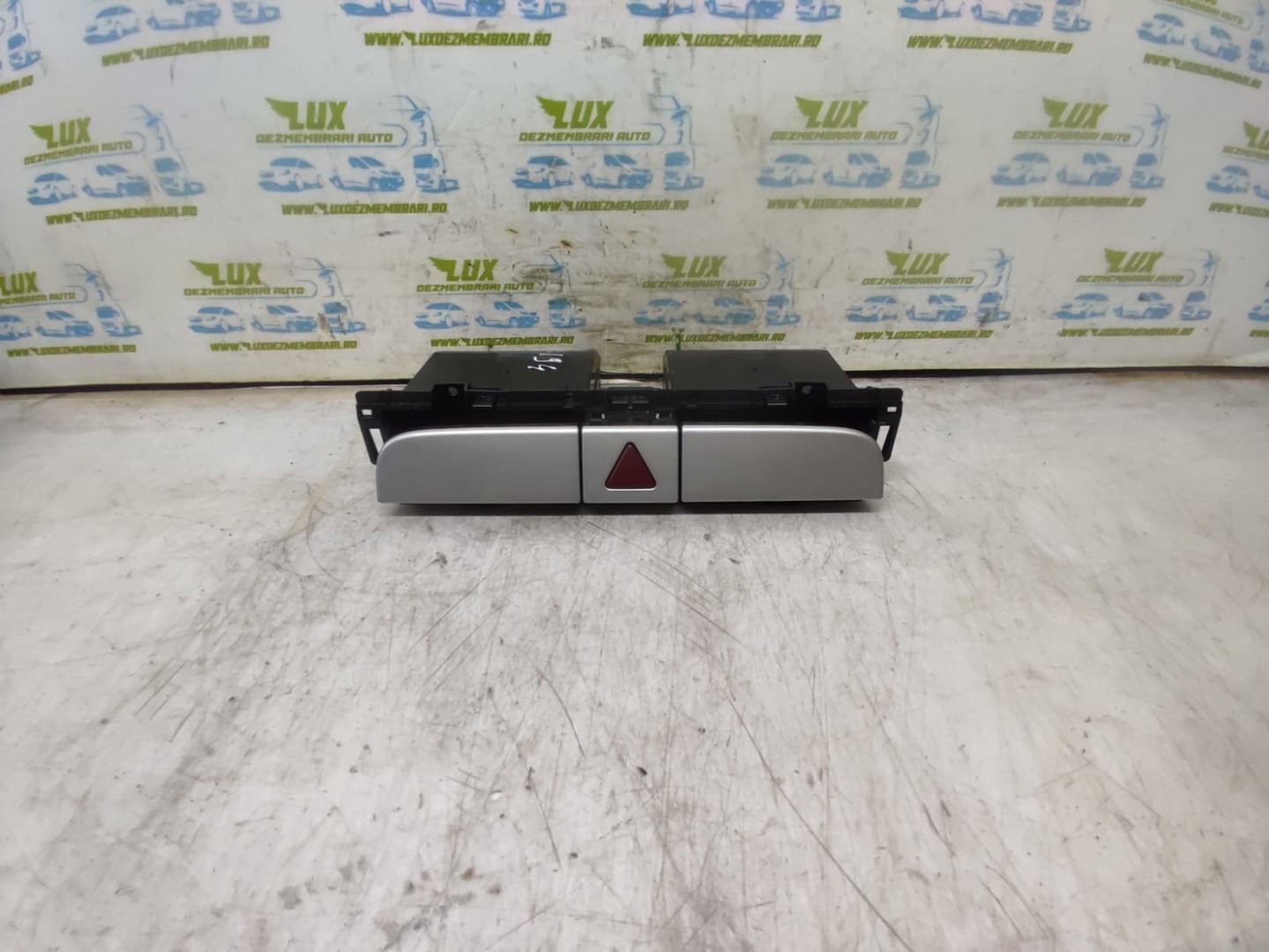 Sertar bord 3co858407 Volkswagen Passat B6 (2005 - 2010)