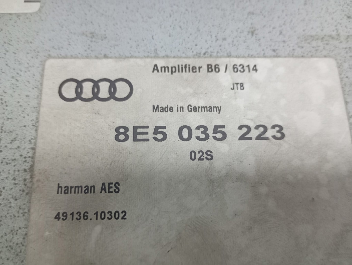 Amplificator audio 8E5035223 Audi A4 B6 (2000 - 2005)